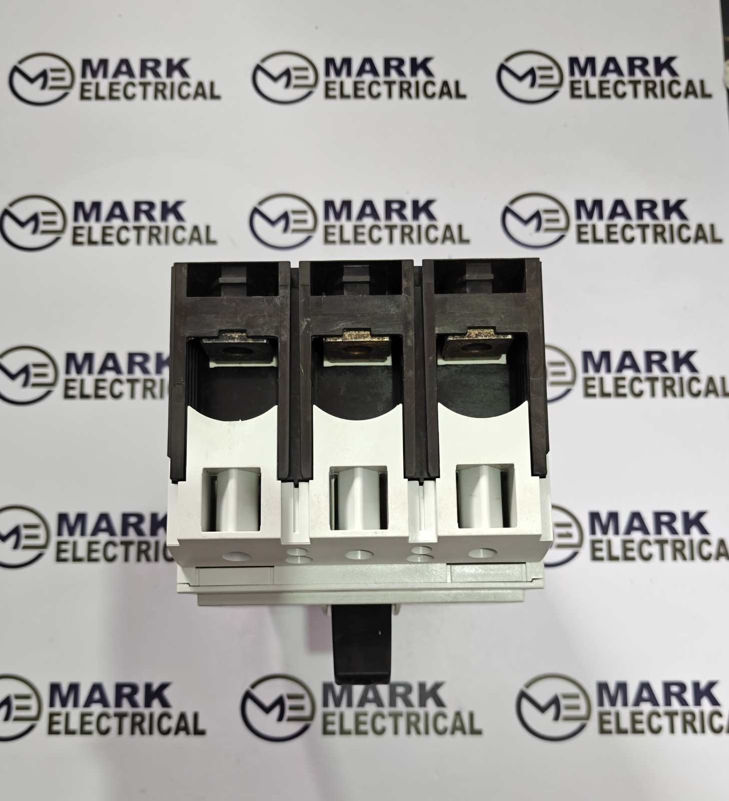 EATON NZMN3-AE400 CIRCUIT BREAKER 400A 3POLE 440VAC 50KA FAST SHIPPING