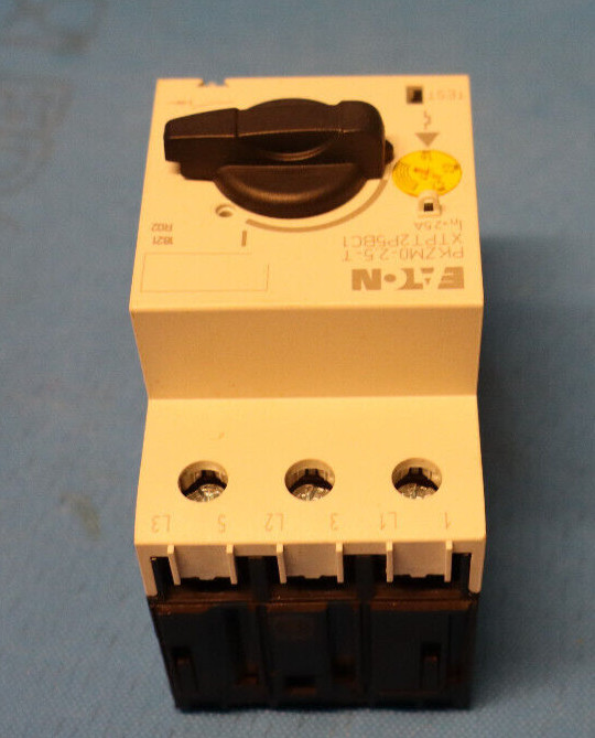 New Eaton PKZM0-2.5-T Motor Circuit Breaker