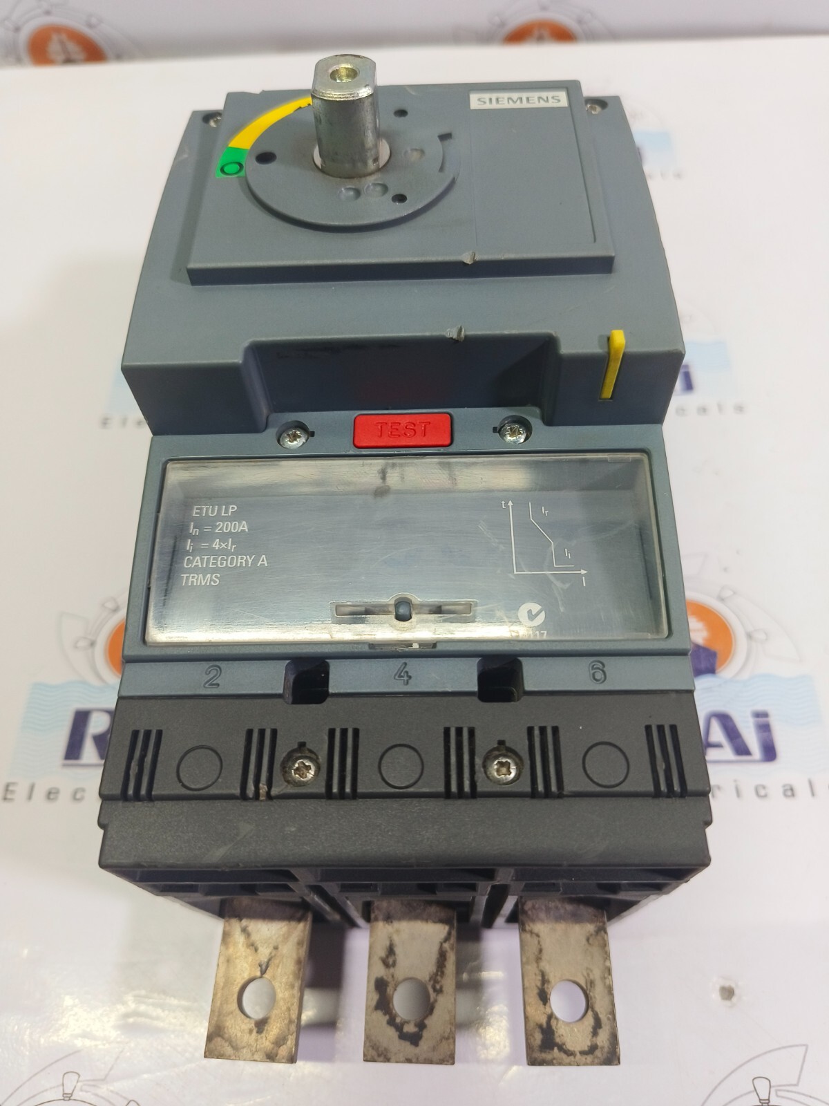 SIEMENS 3VT2 circuit breaker 3VT2 200 Amps, Icu=36kA, 415V AC 3-pole (NEW)