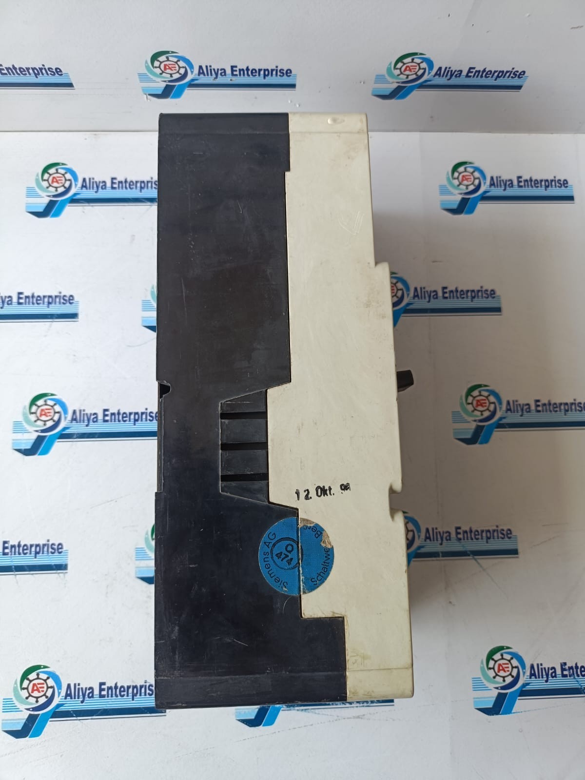 SIEMENS 3VF4 160A 3POLE CIRCUIT BREAKER FREE FAST SHIPPING