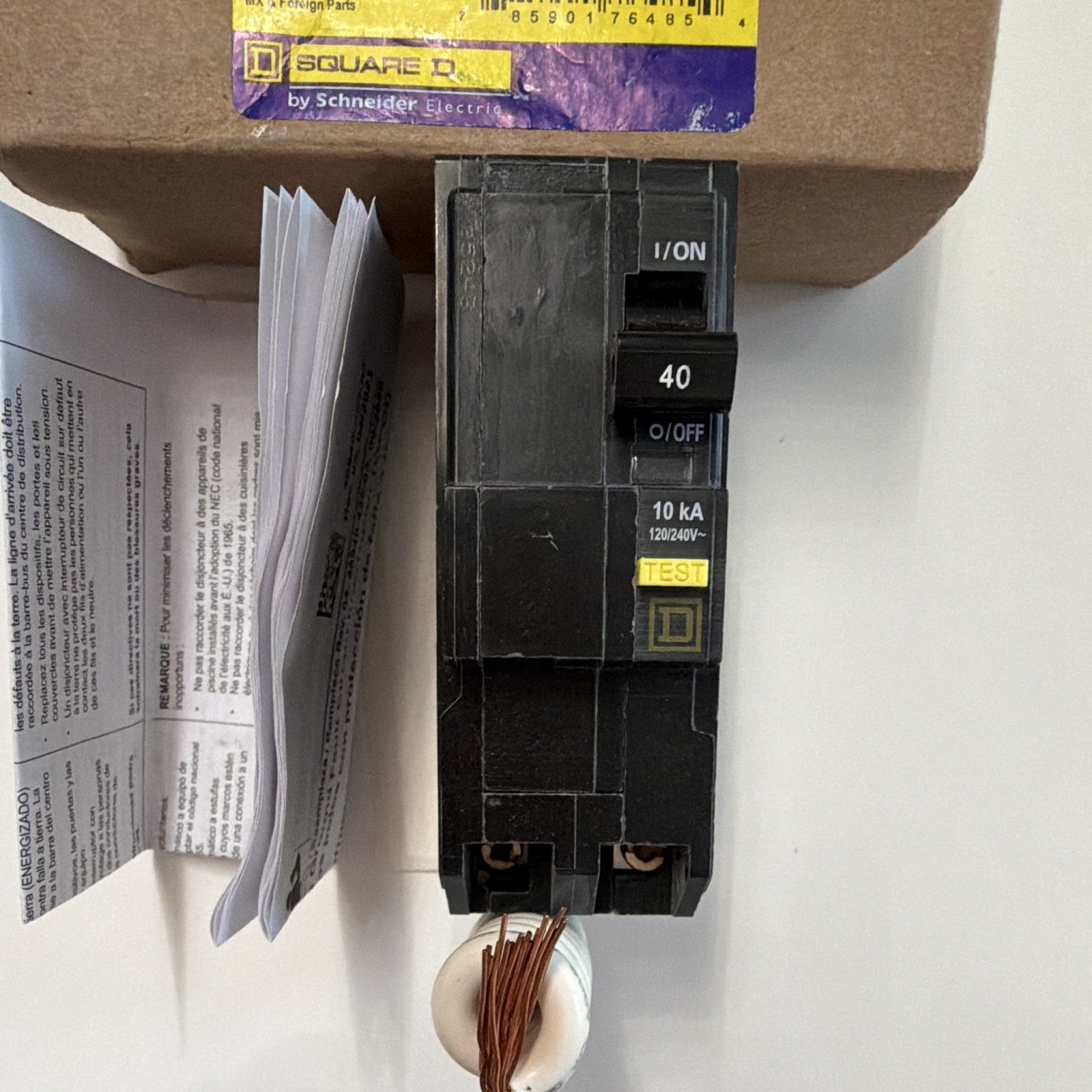 Square D QO240GFI 40A GFCI Circuit Breaker 2-Pole Test Button 120/240V