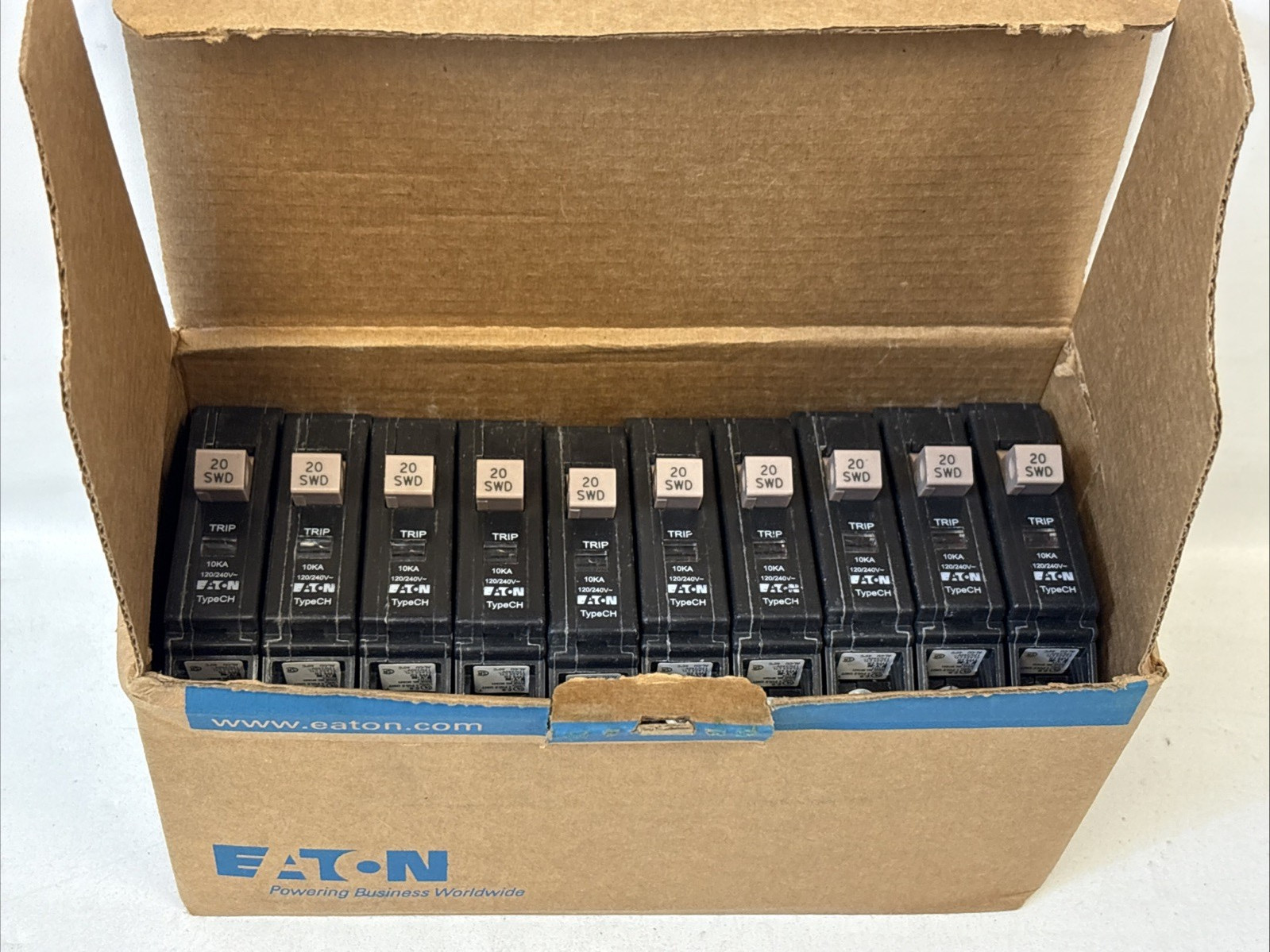 (10) EATON CHF120 Circuit Breakers 20 AMP 1 Pole Type CH – New Box of 10