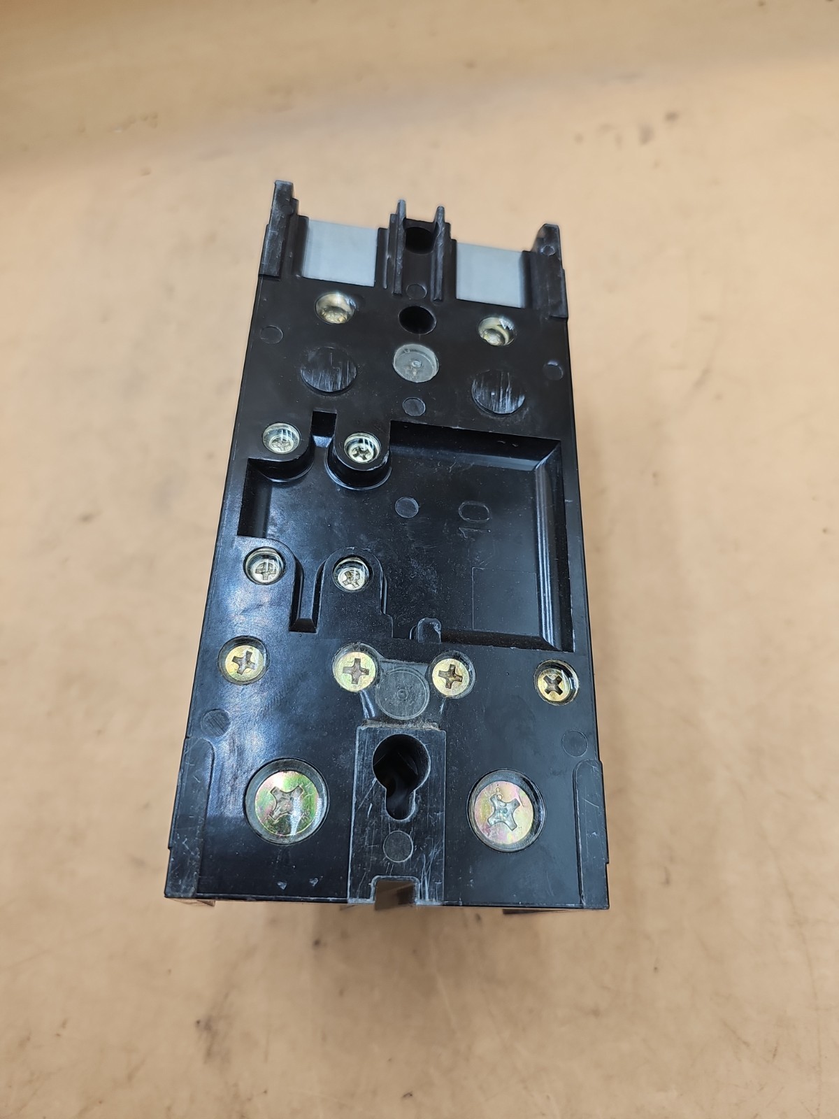 Square D PowerPact QBL22200 2 Pole 200 Amp Type QB 200 Circuit Breaker