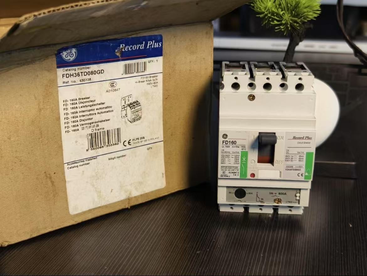 GE universal molded case circuit breaker from the United States FDH36TD080GD