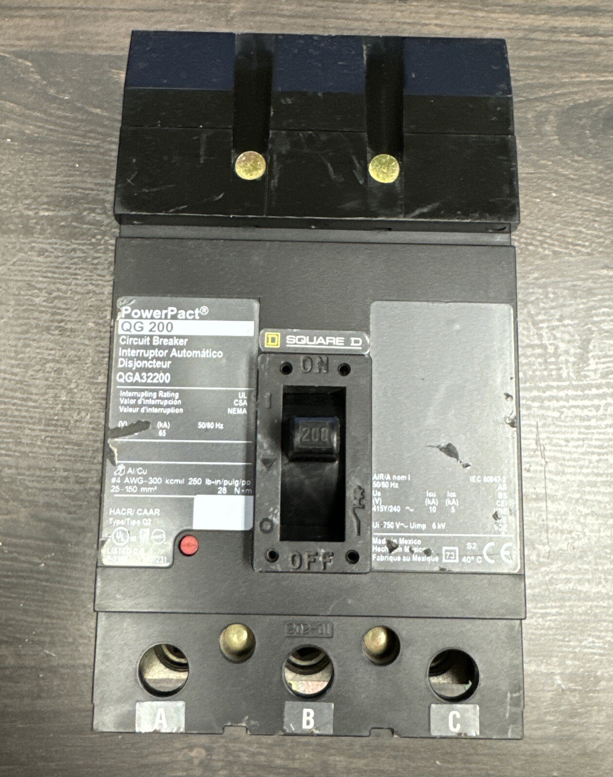 QGA32200 Square D 200 Amp 240V 3 Pole 65kA@240V I-Line Circuit Breaker