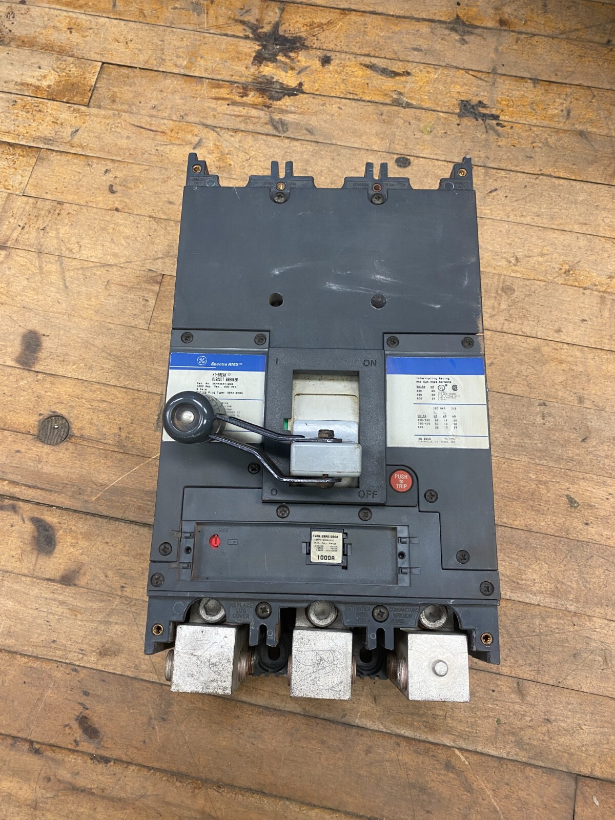 GE SKHA36AT1200 HI-Break Circuit Breaker 1200A 600V 3P 3PH Plug SRP1200A 1000A