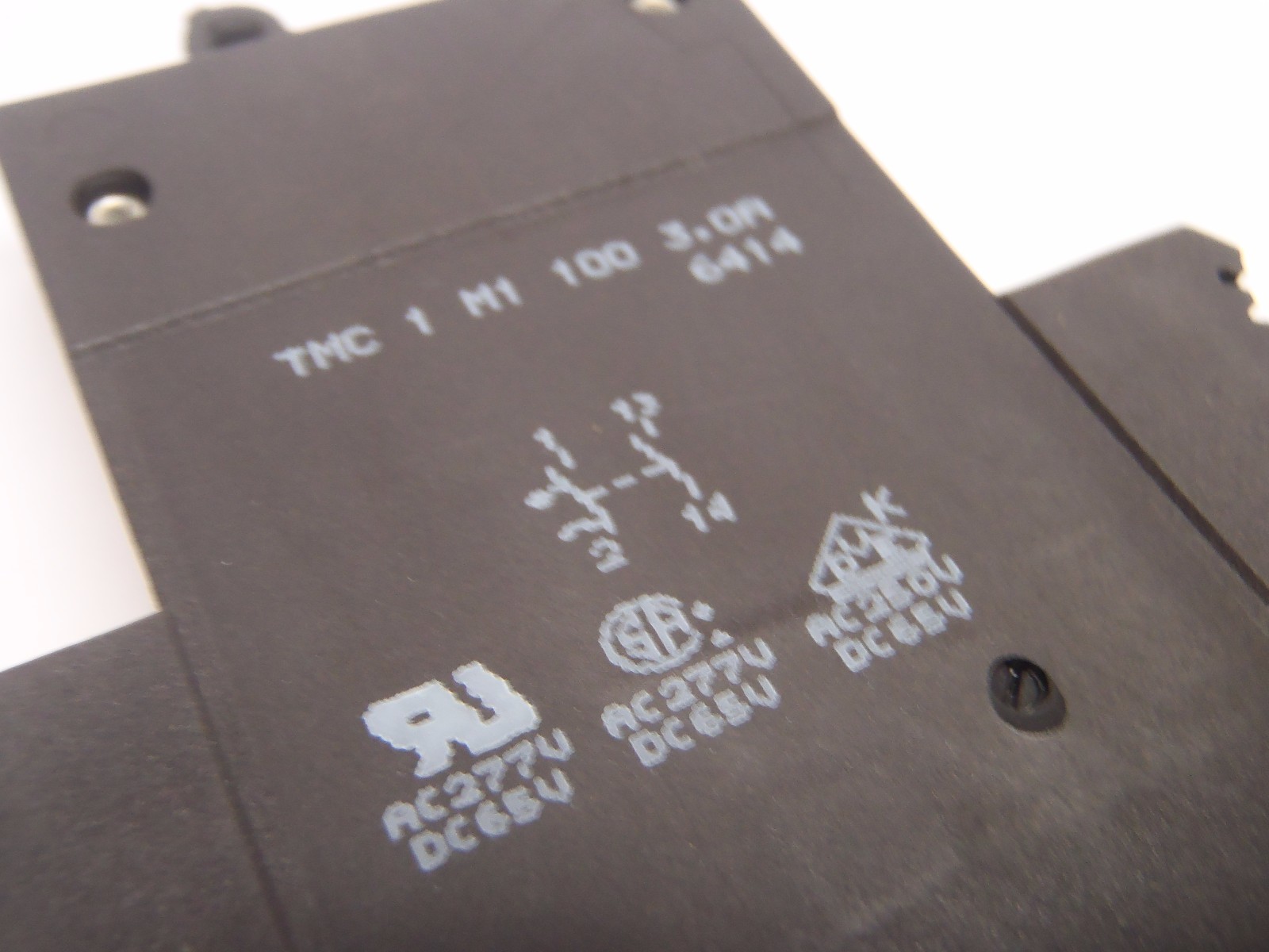 Phoenix Contact TMC-1-M1-100-3.0A Medium Delay Toggle Breaker LOT OF 2