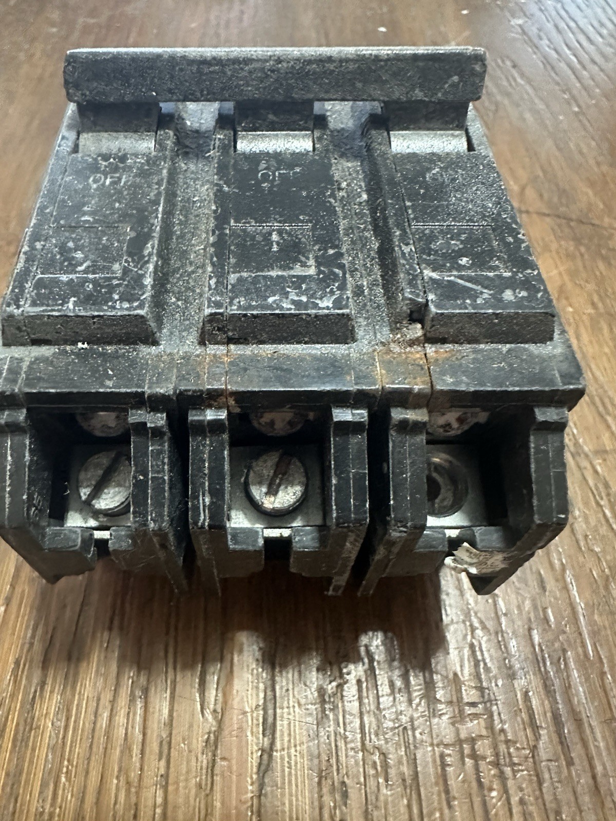 General Electric THQL32100 100 Amp 3 Pole 3 Phase 240V Circuit Breaker.