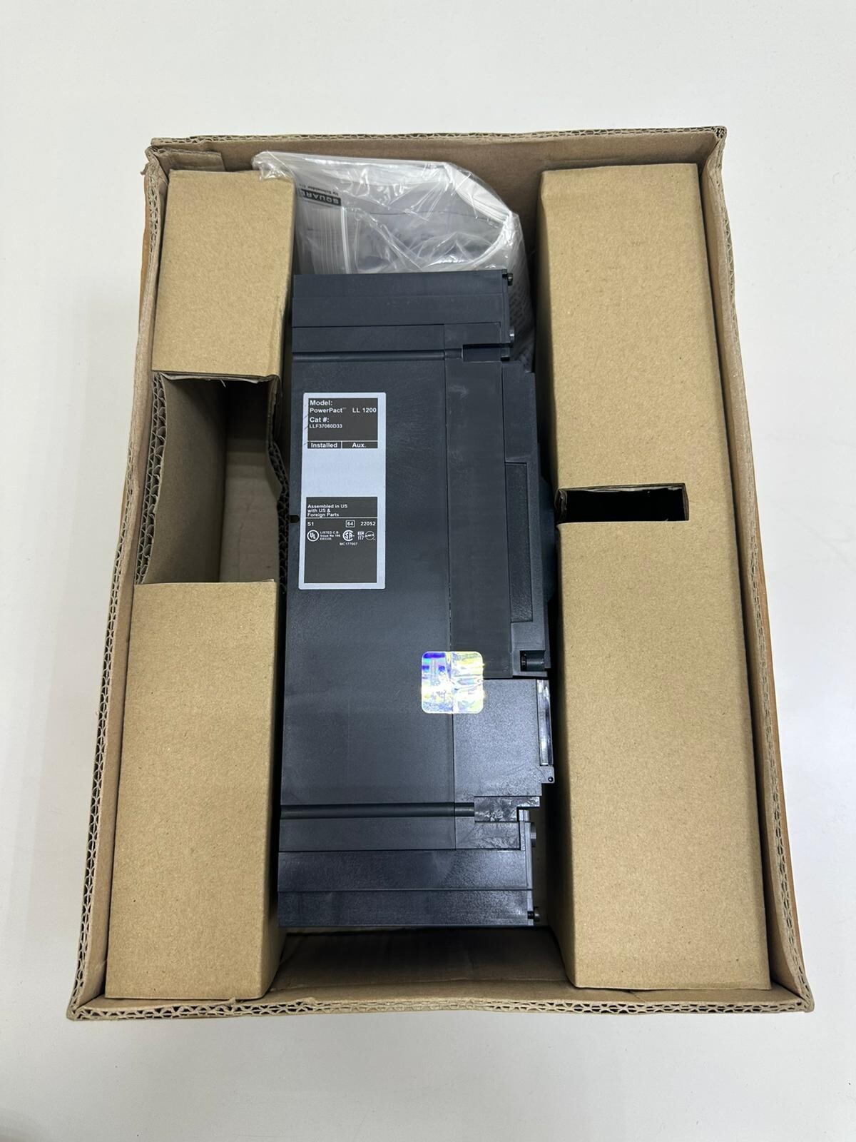 Schneider electric Square D LL 1200 Circuit breaker LLF37060D33 600A