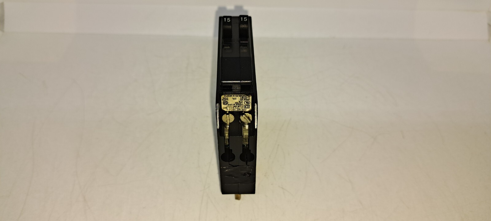 Square D QOT1515 15 Amp Tandem Twin Mini Circuit Breaker with hook