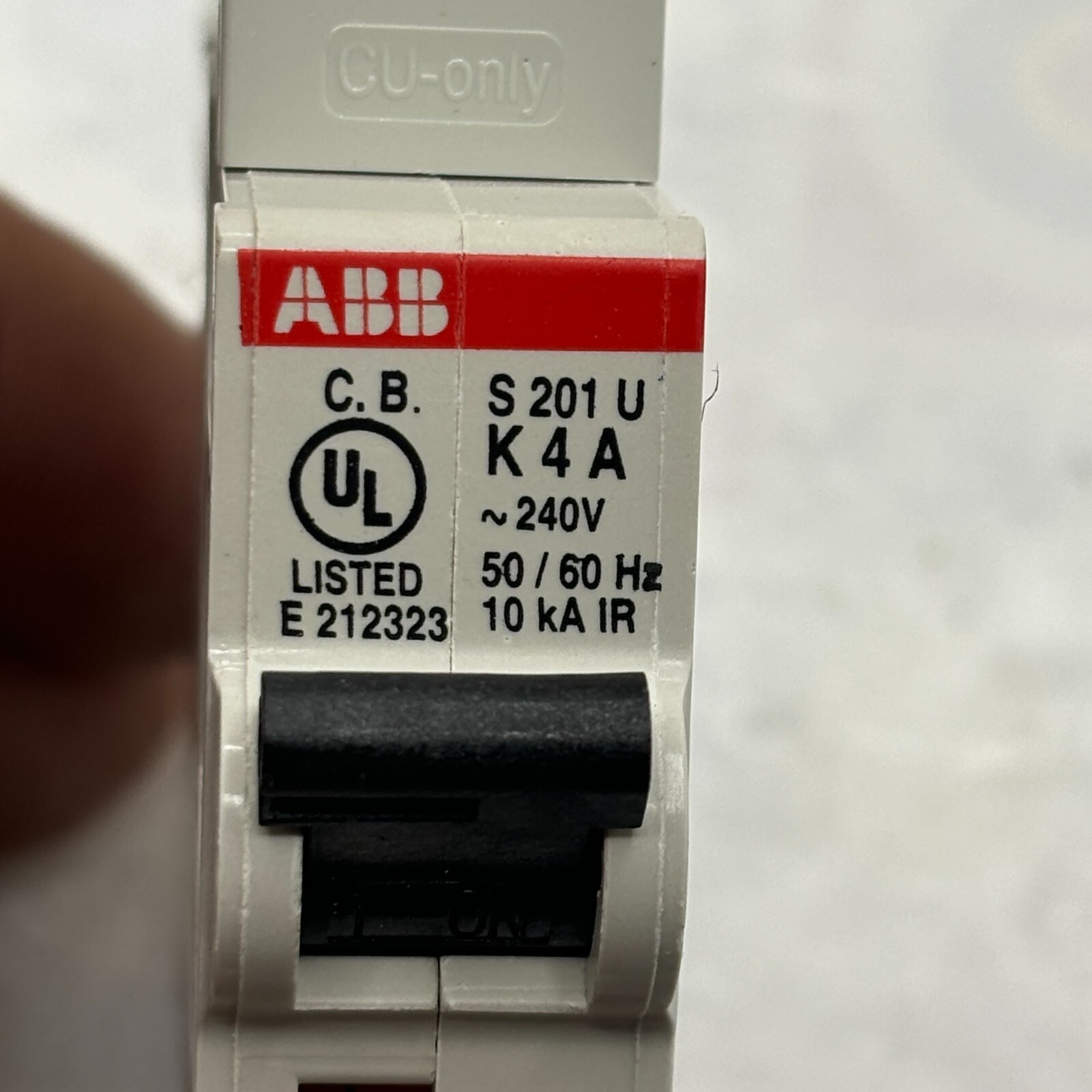 ABB S 201 U K 4 A MINIATURE CIRCUIT BREAKER 1 POLE 240V 50/60HZ S201UK4A ⭐