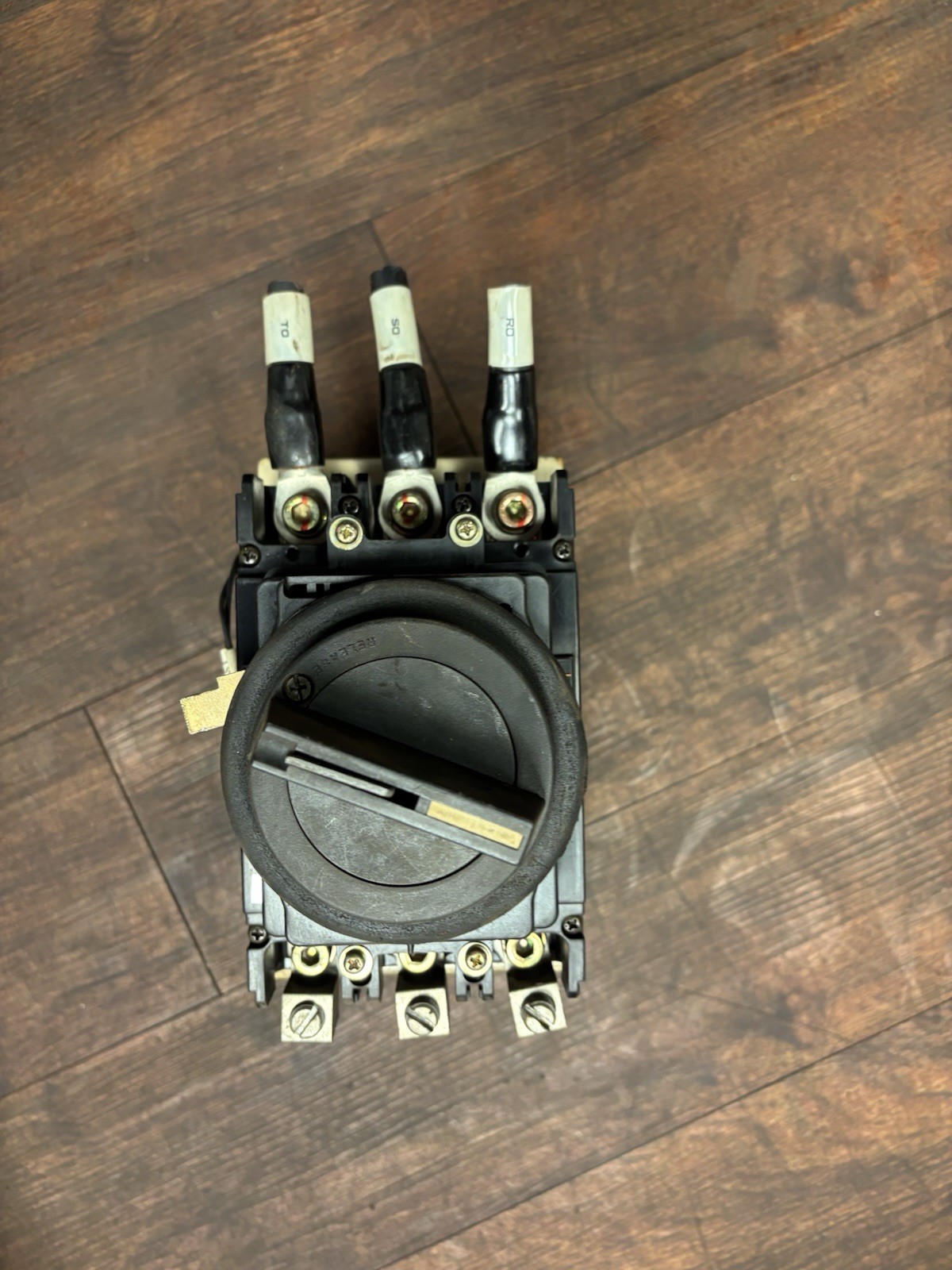 Fuji EA203B 125A Circuit Breaker