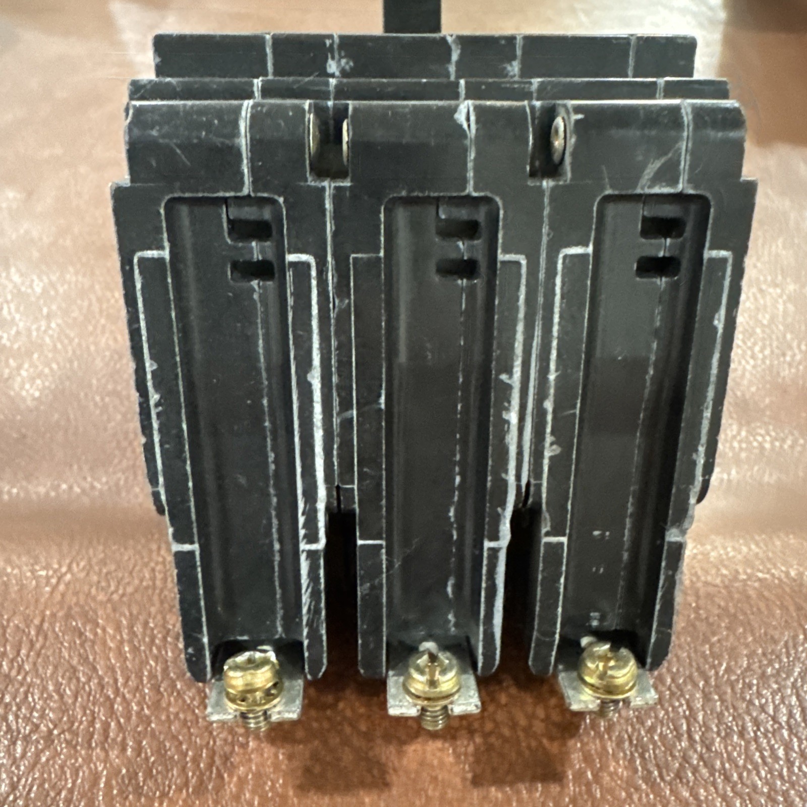 Square D EDB34060 60 Amp 480/277V 3 Pole Circuit Breaker 60A 3P EDB