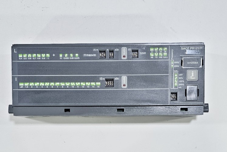 ABB SACE PR121/P 2500A POWER CIRCUIT BREAKER TRIP UNIT @03