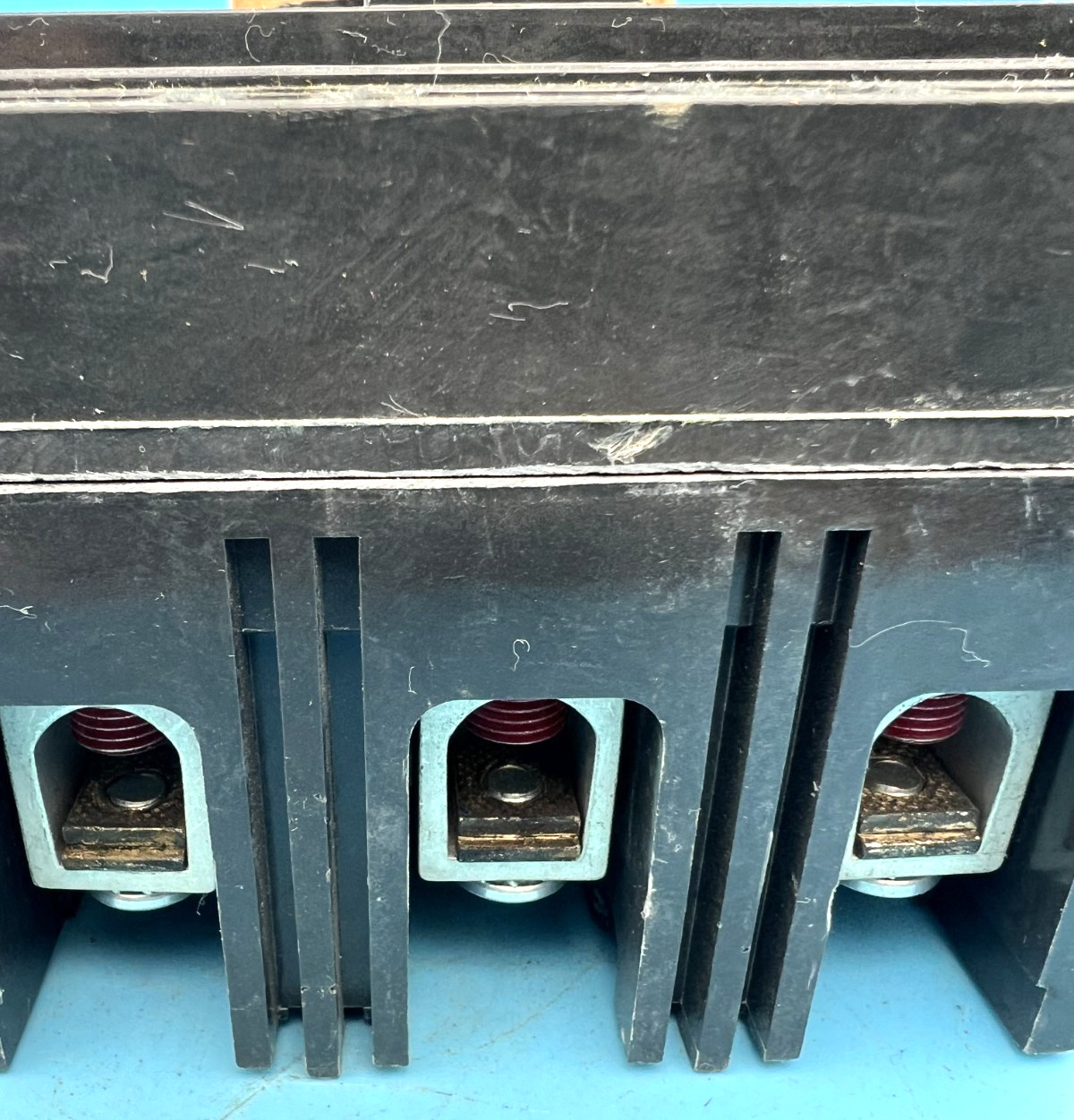 GE THED136150WL 150 Amp 3 Pole Molded Case Circuit Breaker 600V 150A — Brand New