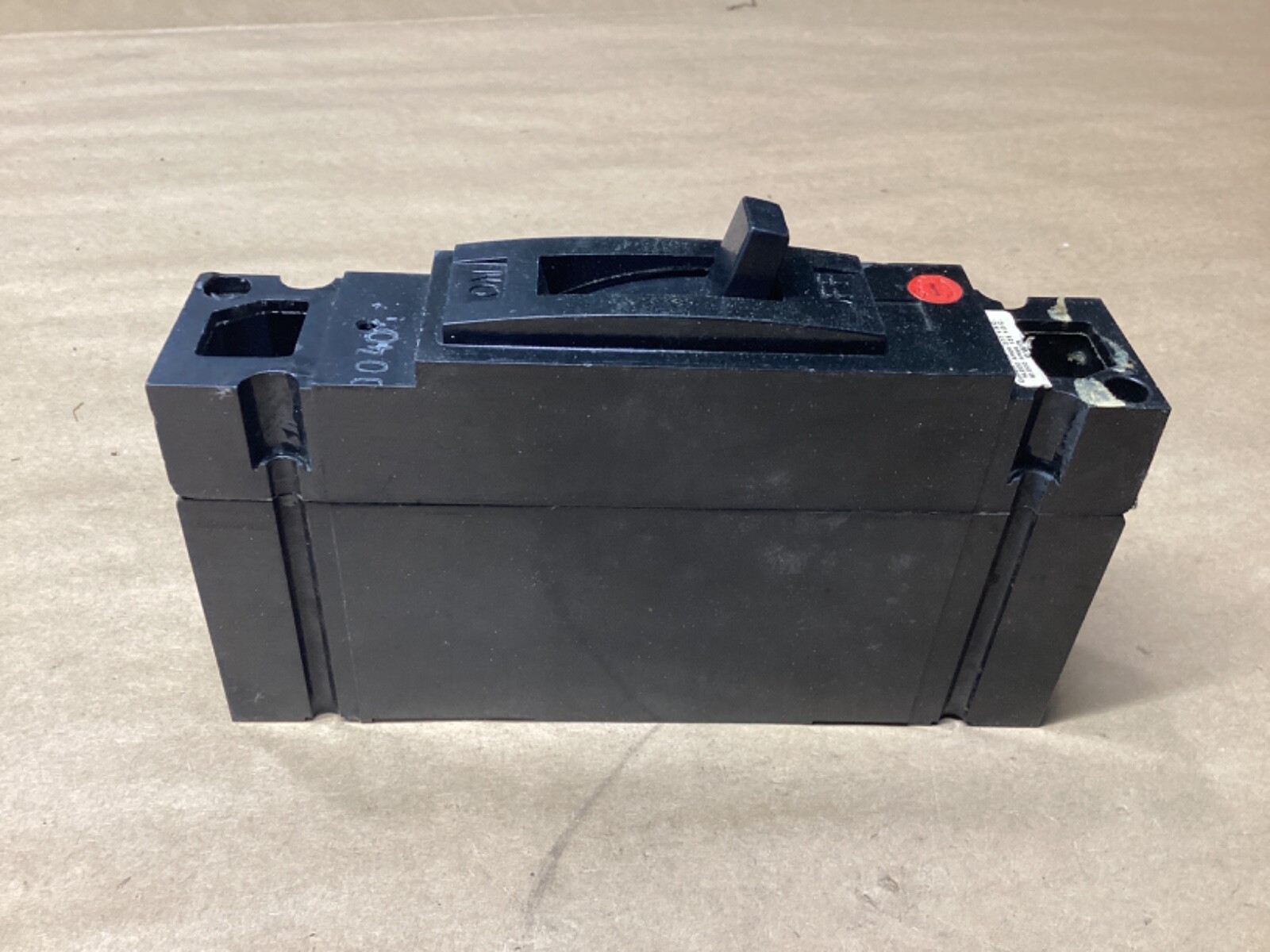 GENERAL ELECTRIC TED113020 277 VAC 20 A 1 P C. BREAKER #139F87PR6*CO