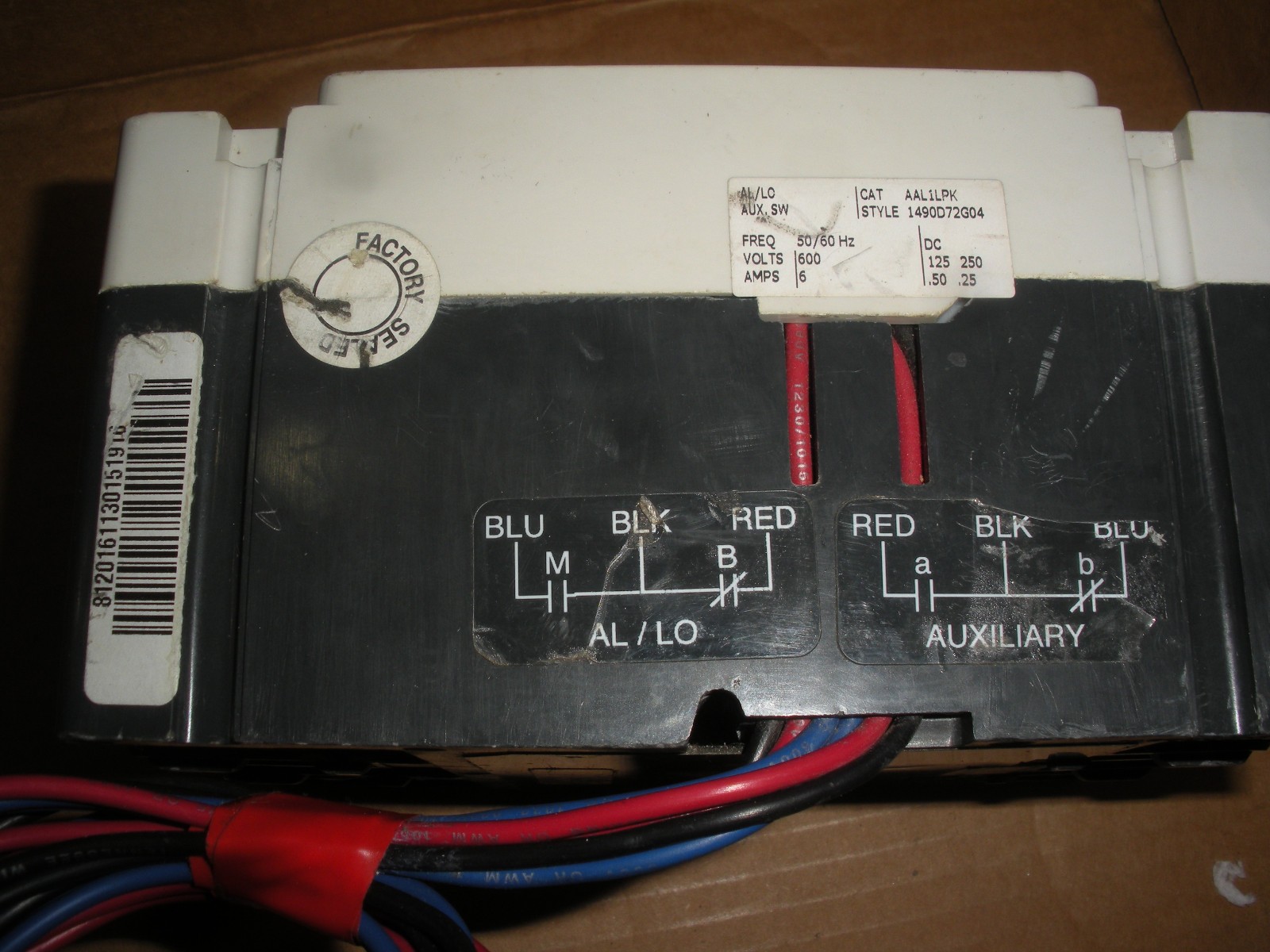 Eaton HFDE316032C02 3P 160A circuit breaker W/ shunt trip w/ aux contact AAL1LPK