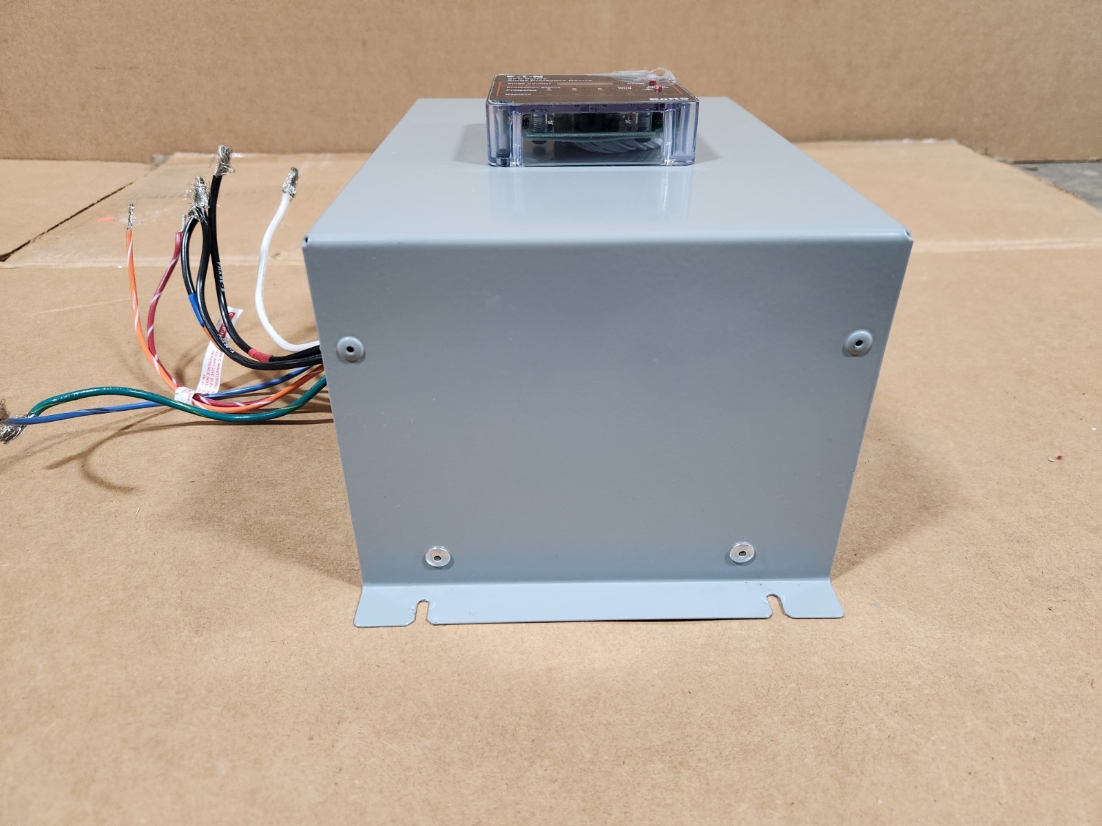 EATON SPD250208Y3K SPD 250kA 3-Phase 120/208V wye (4W+G) STD w/Surge Count NEMA1
