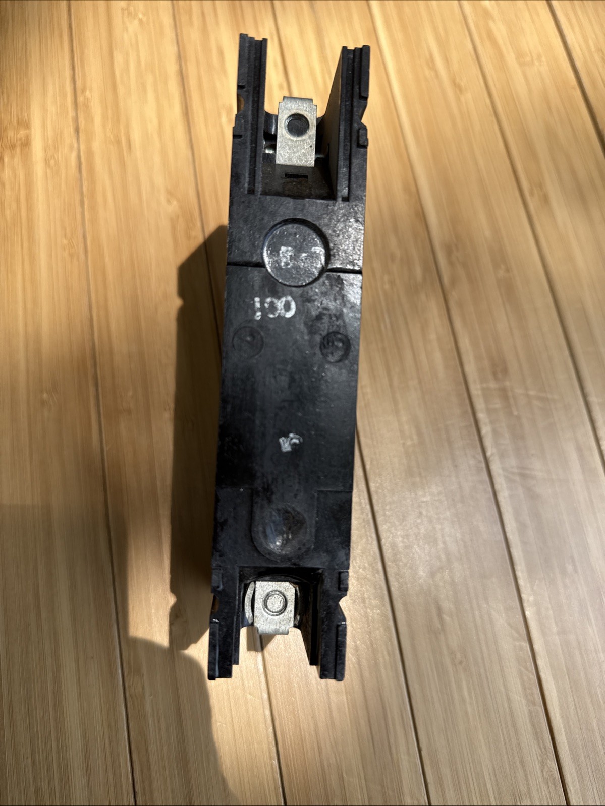 General Electric GE Circuit Breaker TED113030 227 VAC 30A 125 VDC Black