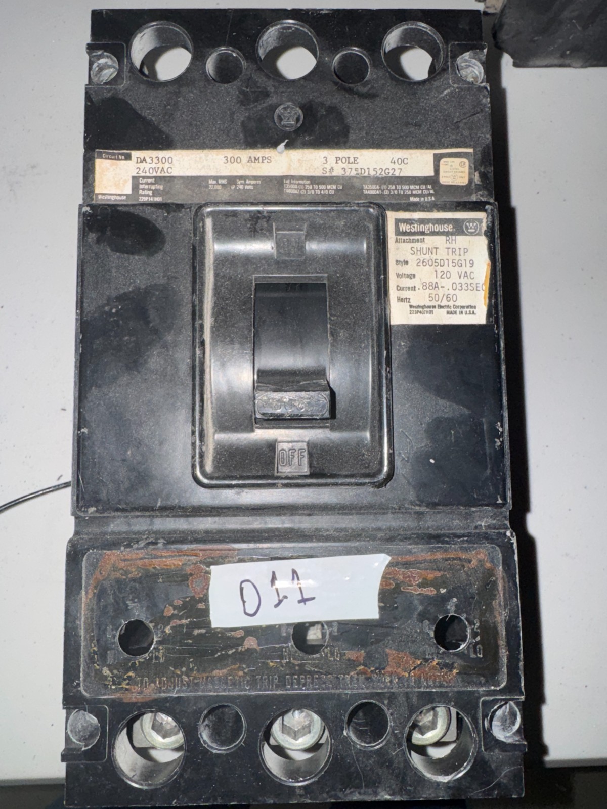 Westinghouse Shunt Trip DA3300 Circuit Breaker 3 Pole 375D152G27 300A