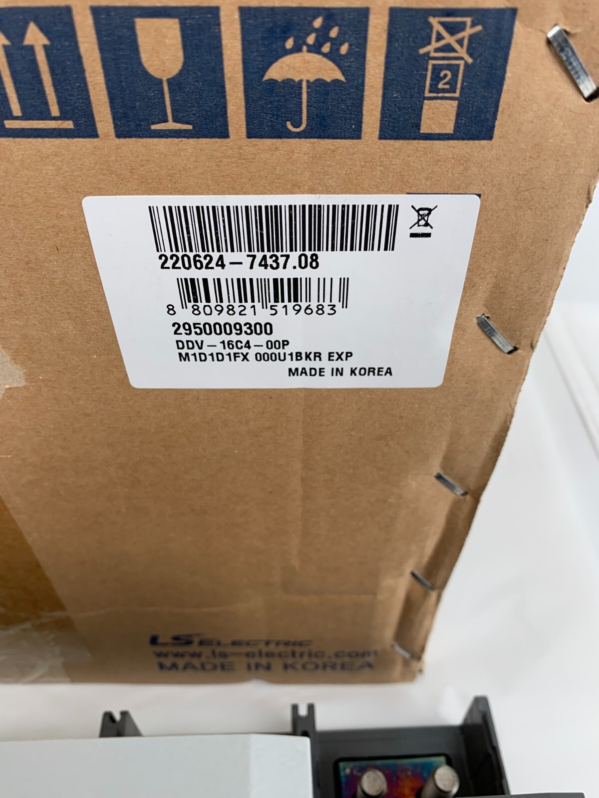 LS Electric Susol DDV-16C4-00P M1D1D1FX 000U1BKR PE Air Circuit Breaker 1500VDC