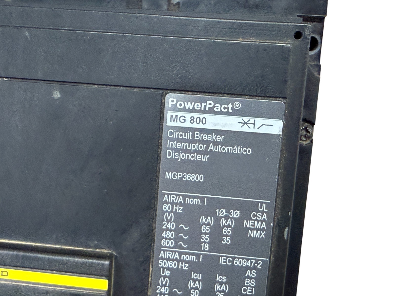 SQUARE D MGP36800 800A 3-PHASE 3-POLE 600V POWERPACT M I-LINE CIRCUIT BREAKER