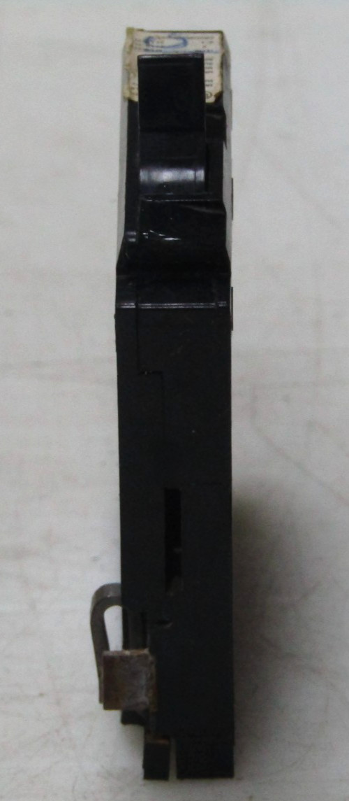 🙌 CROUSE-HINDS 20 AMP CIRCUIT BREAKER 120/240 VAC 1 POLE MH120 -FLAW