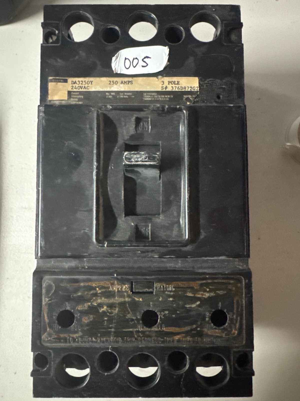 Square D MA3250Y 250A 3-Pole Circuit Breaker 240VAC Industrial MCCB