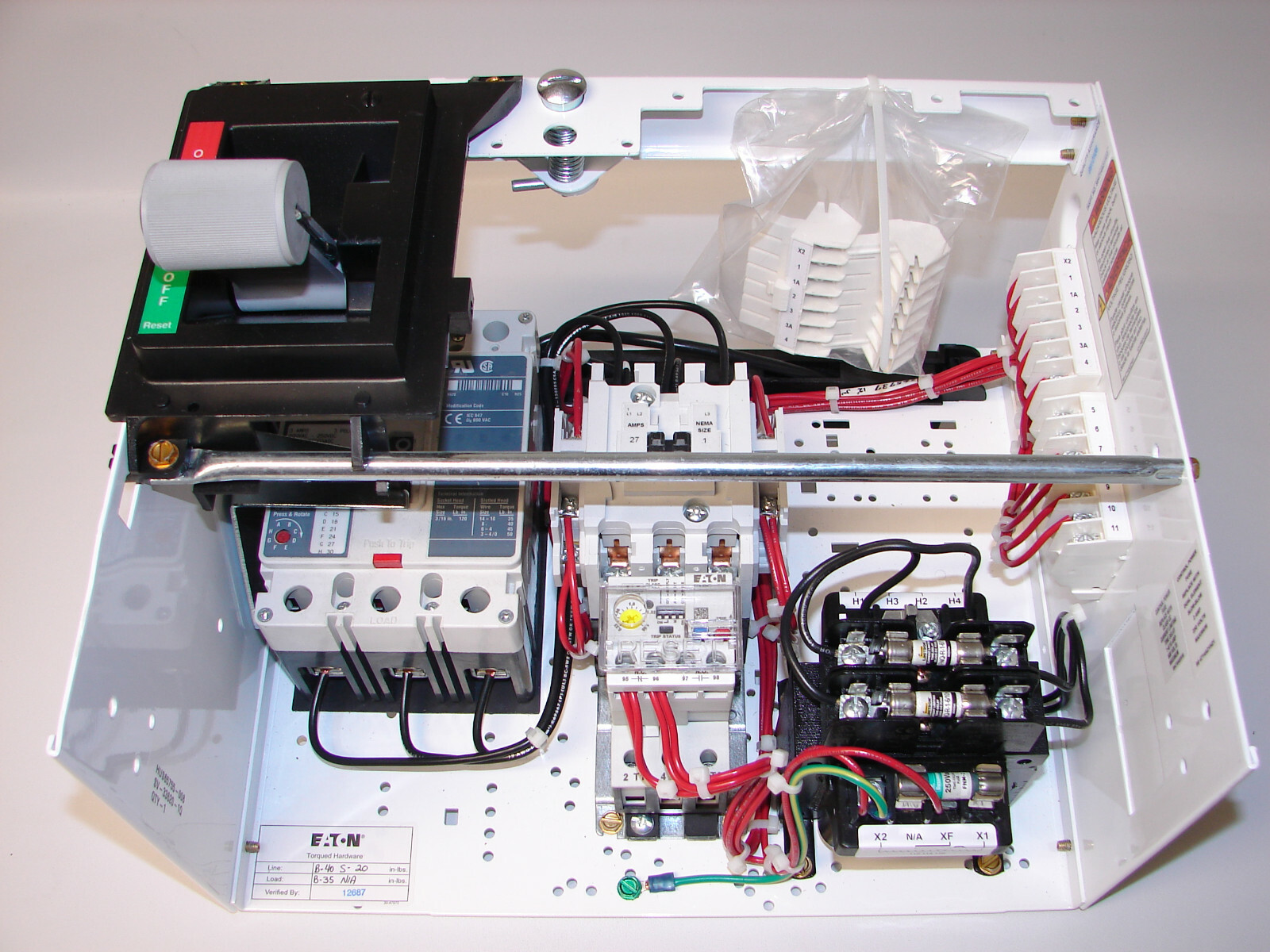 *NEW Eaton Cutler-Hammer HMCPS003A0C Circuit Breaker Motor Protector 3P 3A 600V