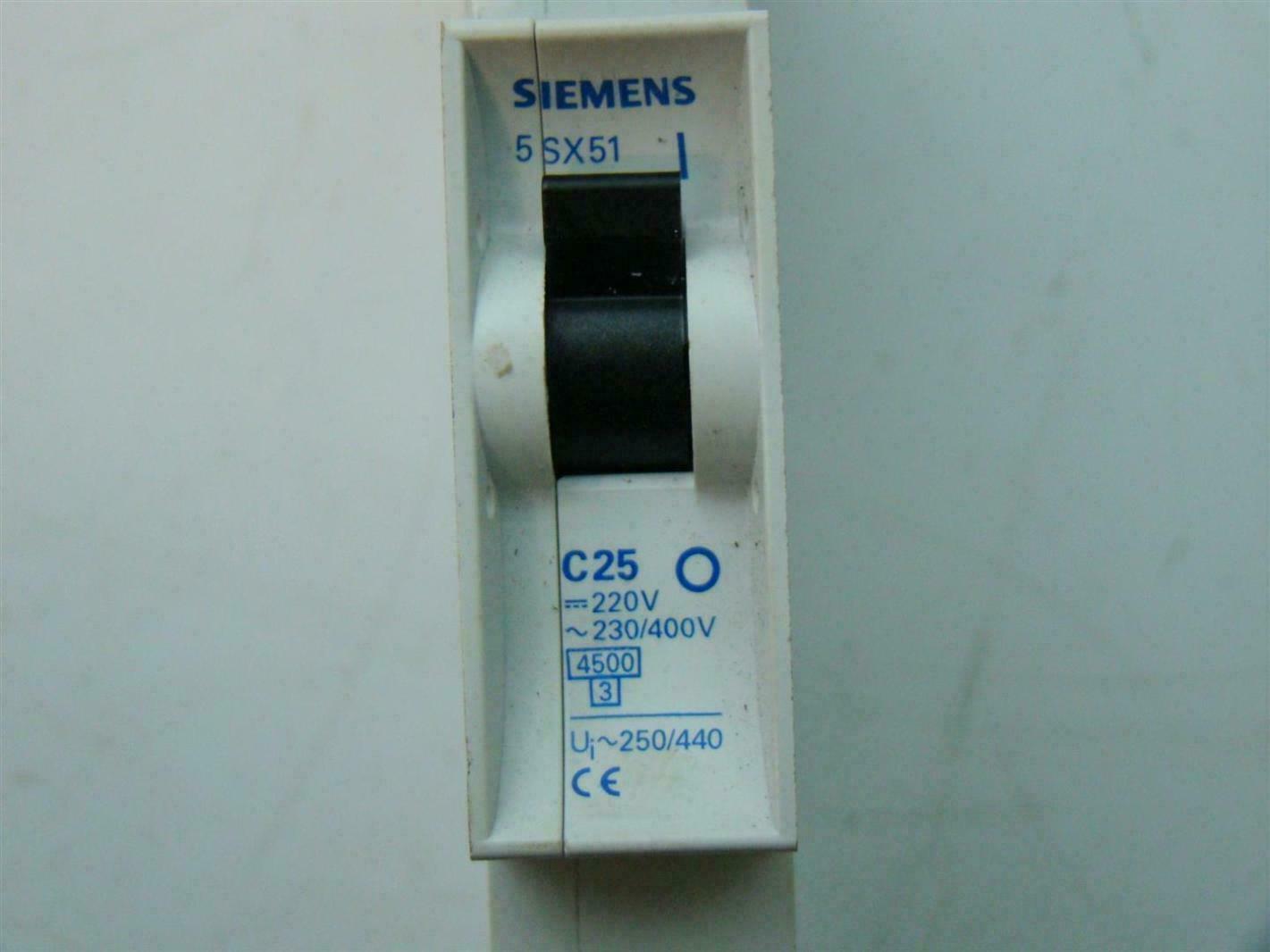 Siemens 25a Circuit Breaker Din Mount 230/440V 5SX21-C25