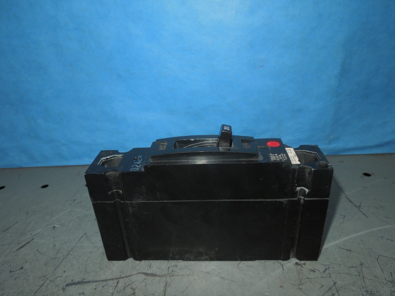 GE TED113020 Circuit Breaker 20A 1P 277V AC 125V DC Used