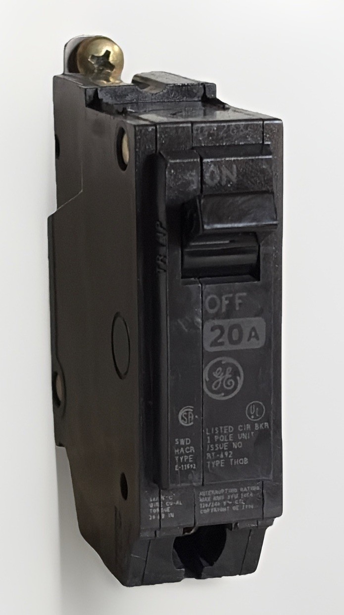 GE THQB1120 CIRCUIT BREAKER 20 AMP 120/240V 1P BOLT ON New Style Take Outs Nice