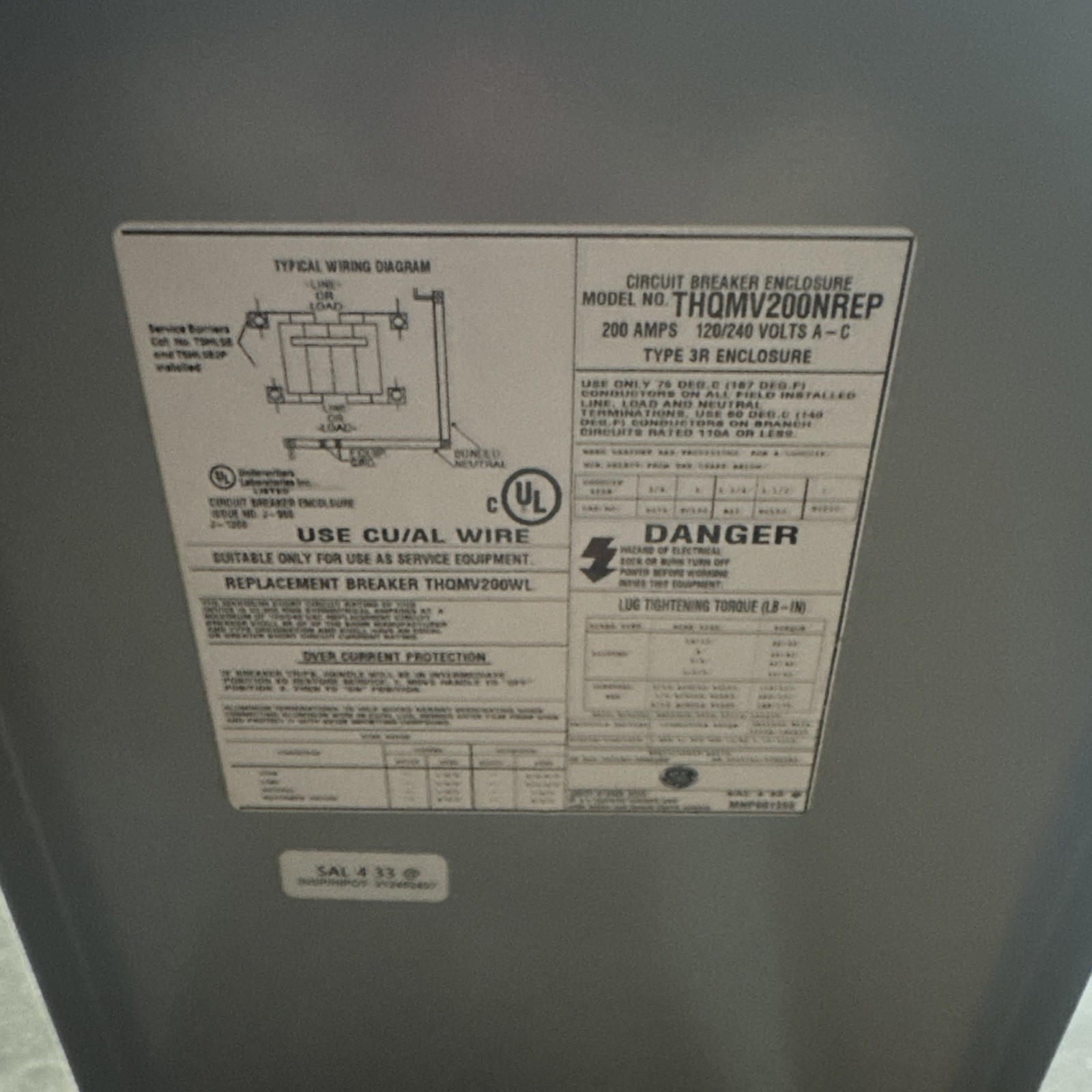 GE Outdoor Circuit Breaker 200 Amp Surface Outdoor Enclosed THQMV200NREP