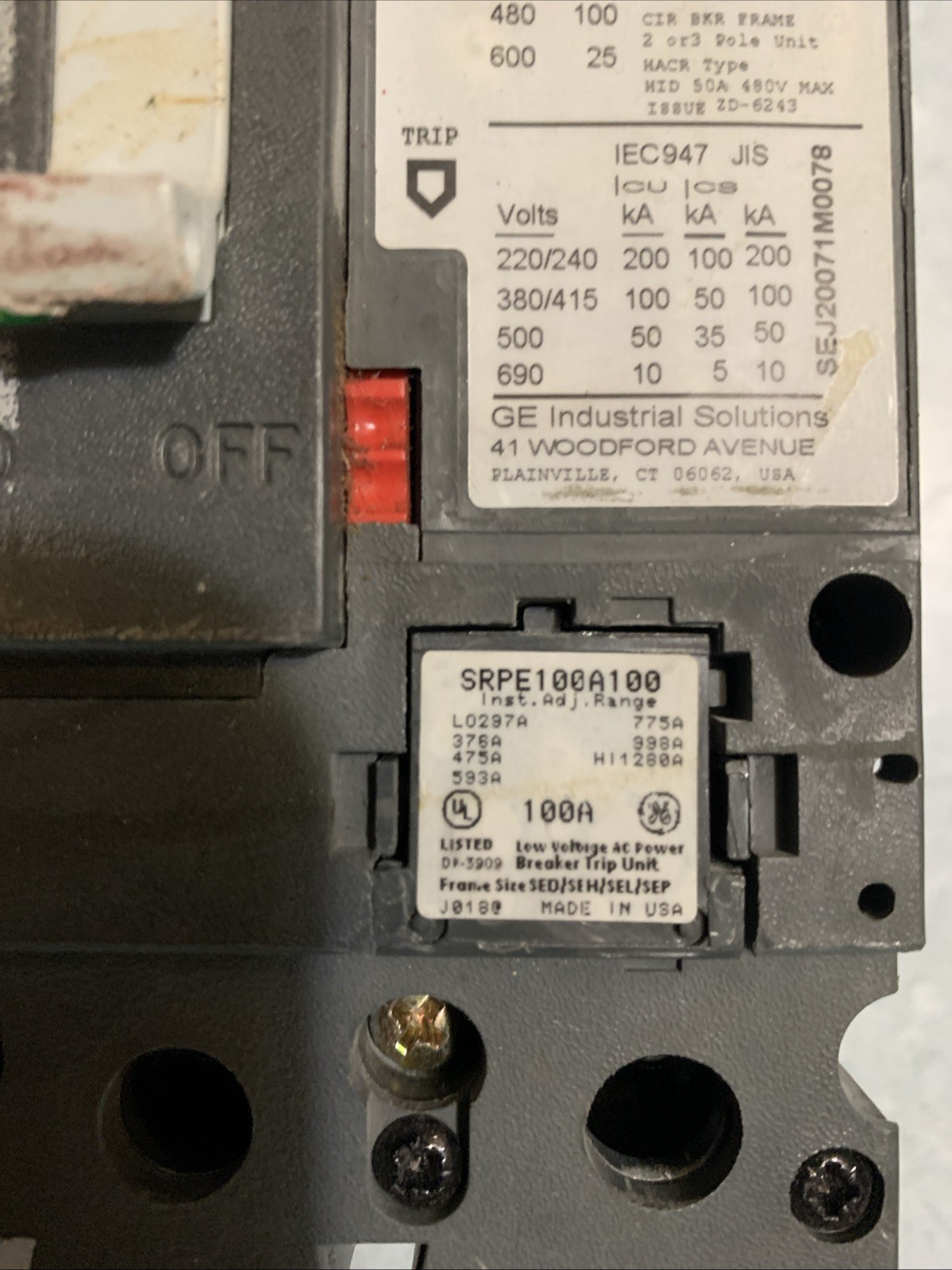 GE Spectra RMS AC Circuit Breaker SEPA36AT0100 100A 600V
