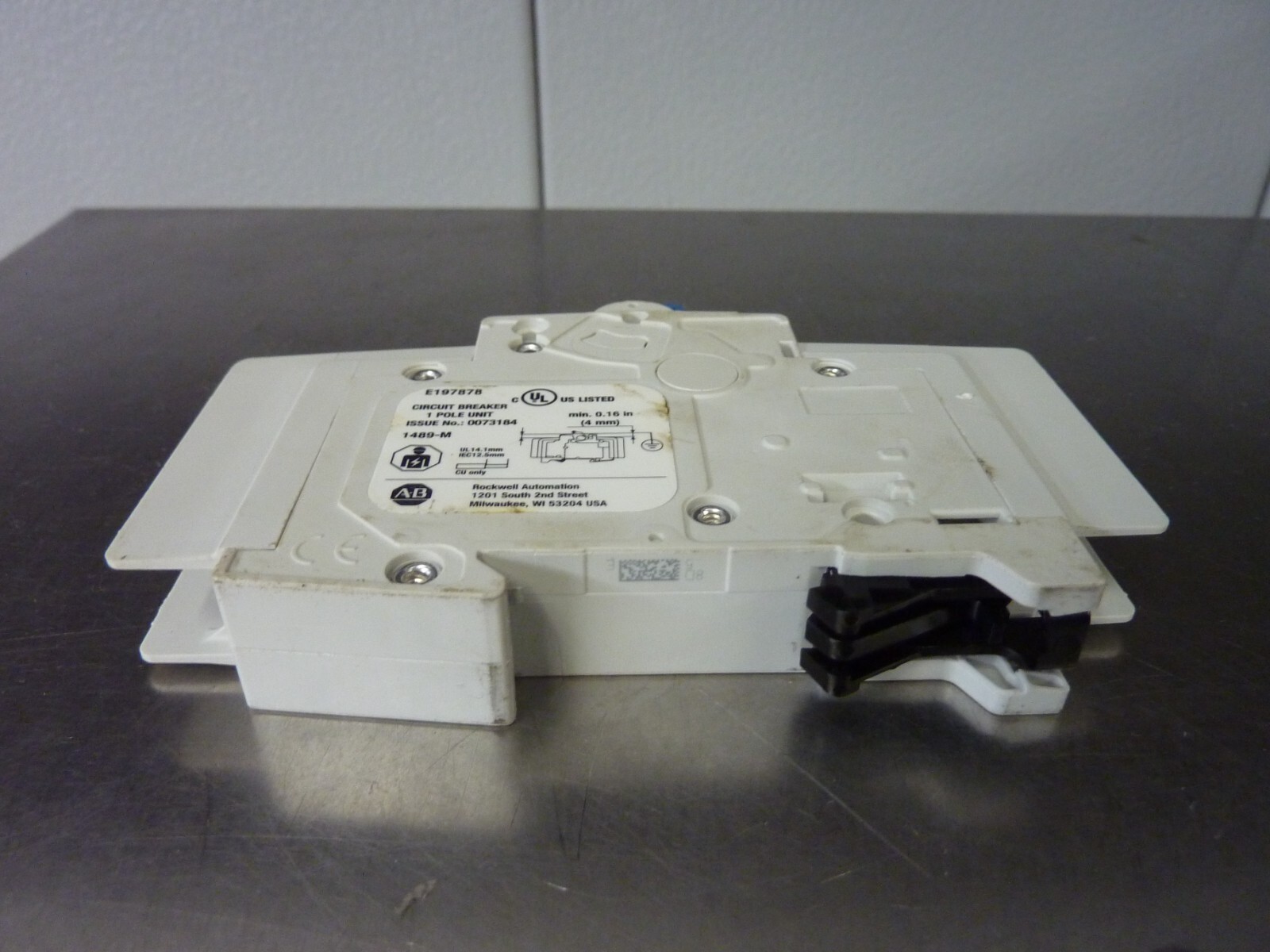 A-B Allen Bradley 1489-M D 5A (1489-M1D050) Circuit Breaker Ser-D (30403)
