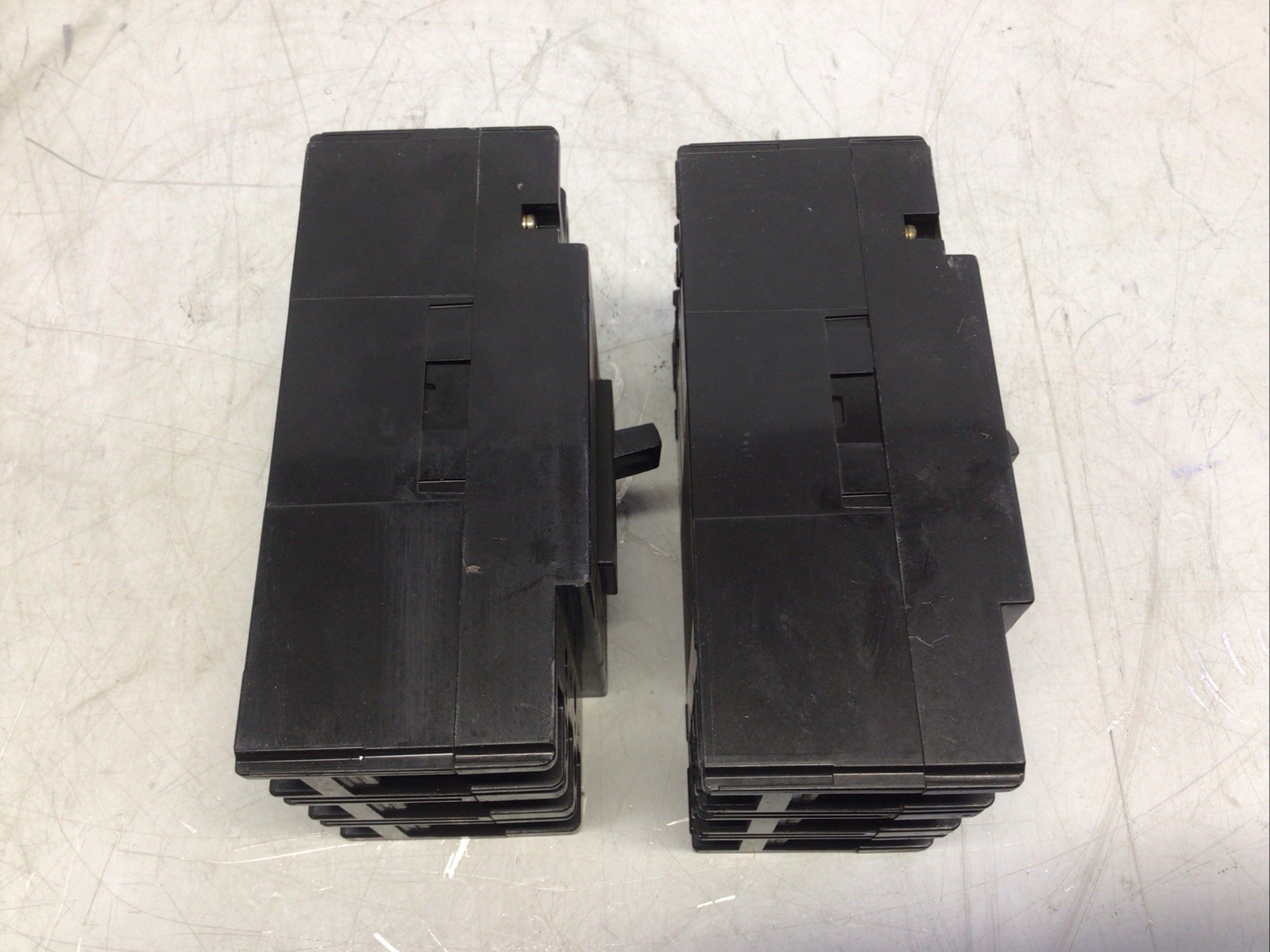 Mitsubishi NF 100-SS No-Fuse Breaker 75 AMP 3 Pole AC 660V Lot Of 2