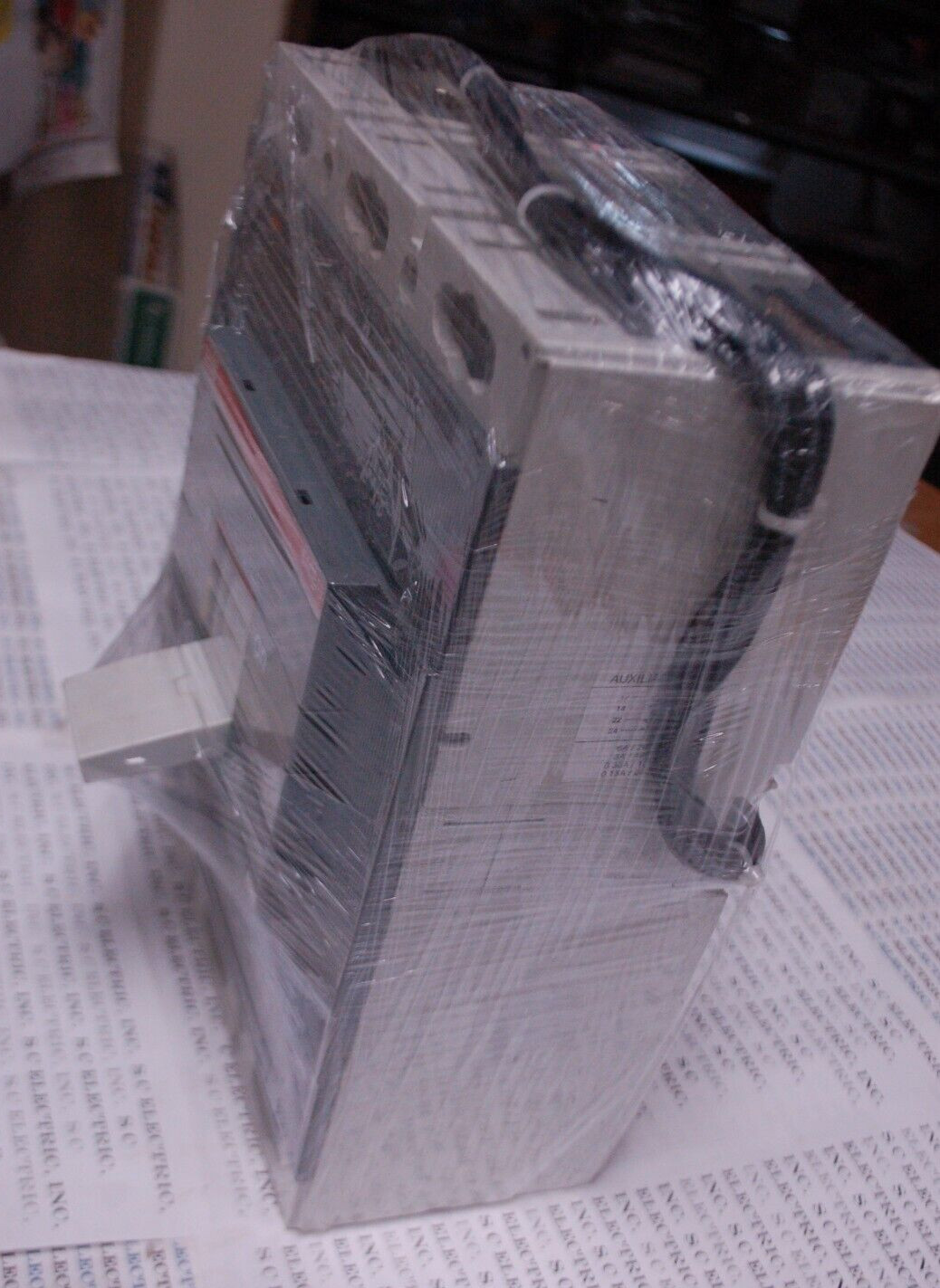 ABB S6N SACES6 600 AMP with AUX & SHUNT TRIP