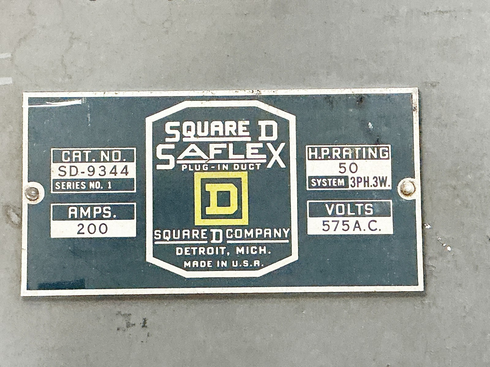 Square D SD9344 Fusible Bus Plug 200A 575AC HP 50 3PH 3W