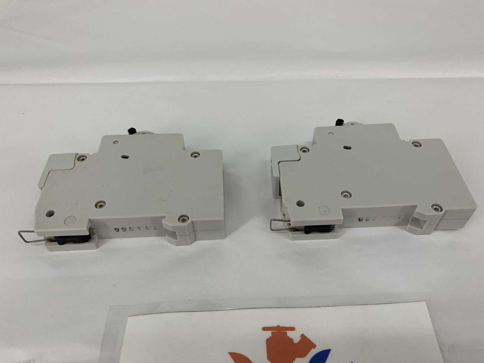 2-General Electric V-Line C10 V07110 10A 1P 277/480VAC Mini Circuit Breaker