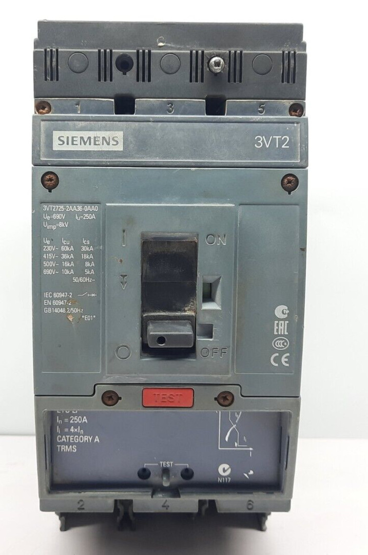 SIEMENS 3VT2 250 AMPS 3 POLE CIRCUIT BREAKER 3VT275-2AA36-0AA0 / TESTED OK