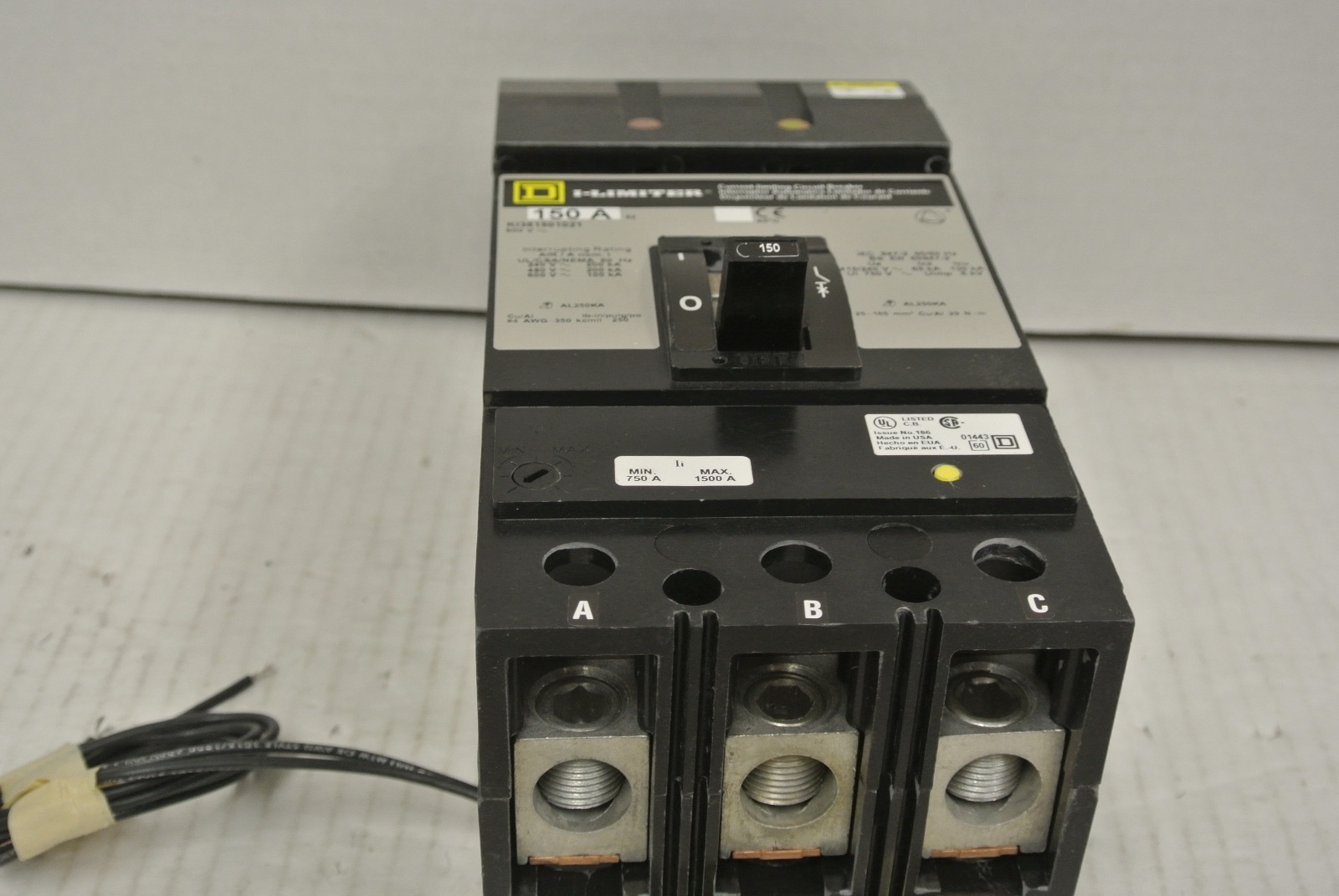 New Ki361501021 (With 120 Volt Shunt Trip) No Original Box