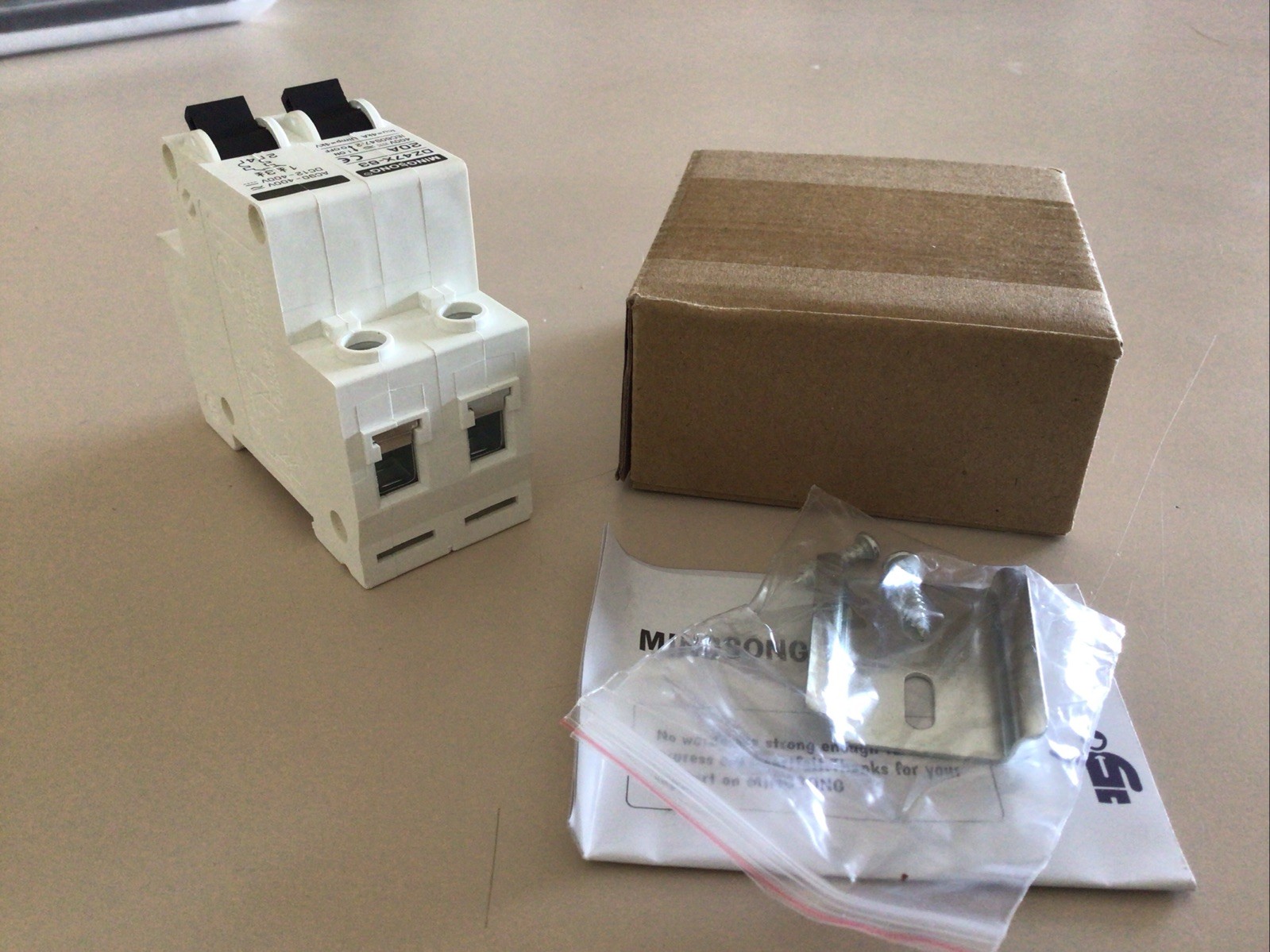 AC Miniature Double 20 Amp Circuit Breaker, 120/240VAC, w/Din Rail Mount