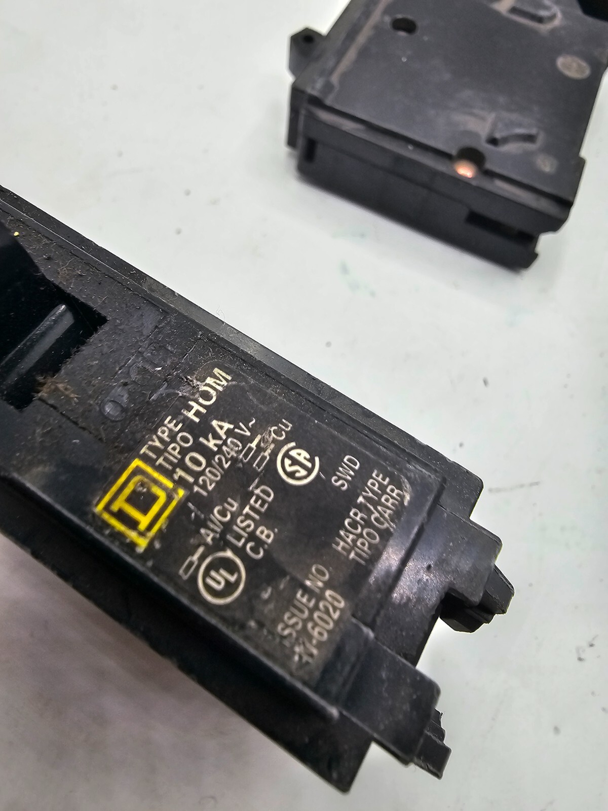 Square D HOM 10KA 120/240V 50/60 Hz Single Pole Circuit Breaker N-6020