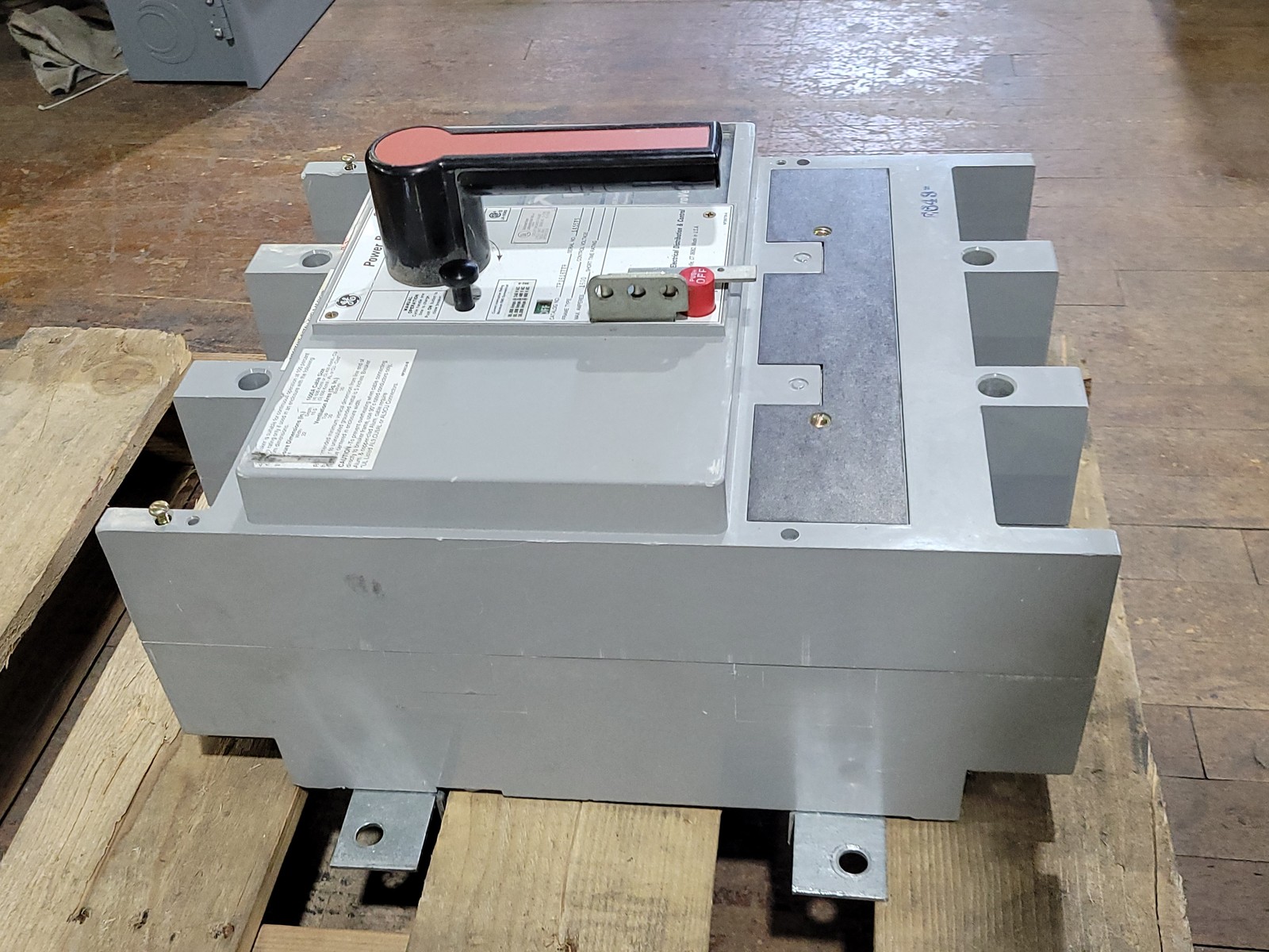 General Electric TP1616TTR Power Break Circuit Breaker 1600A 3P 600VAC Trip Plug