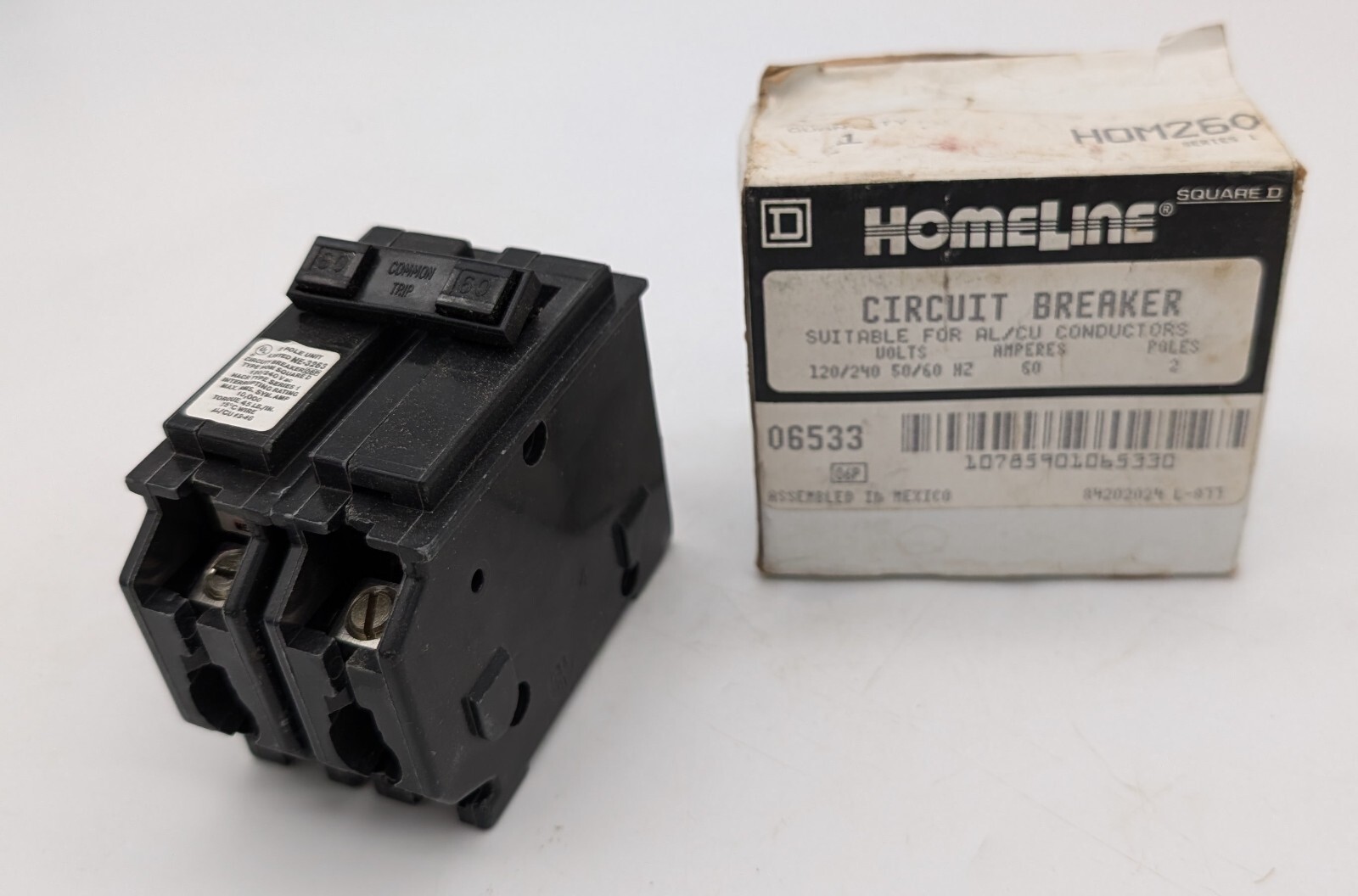 Square D Homeline HOM260 2 Pole 60 Amp Type HOM Plug In Circuit Breaker NOS