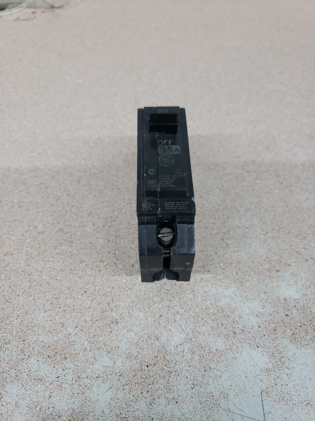 General Electric TYPE THQL THQL1135 35 AMP 1 Pole 240VA GROVE breaker New Type!
