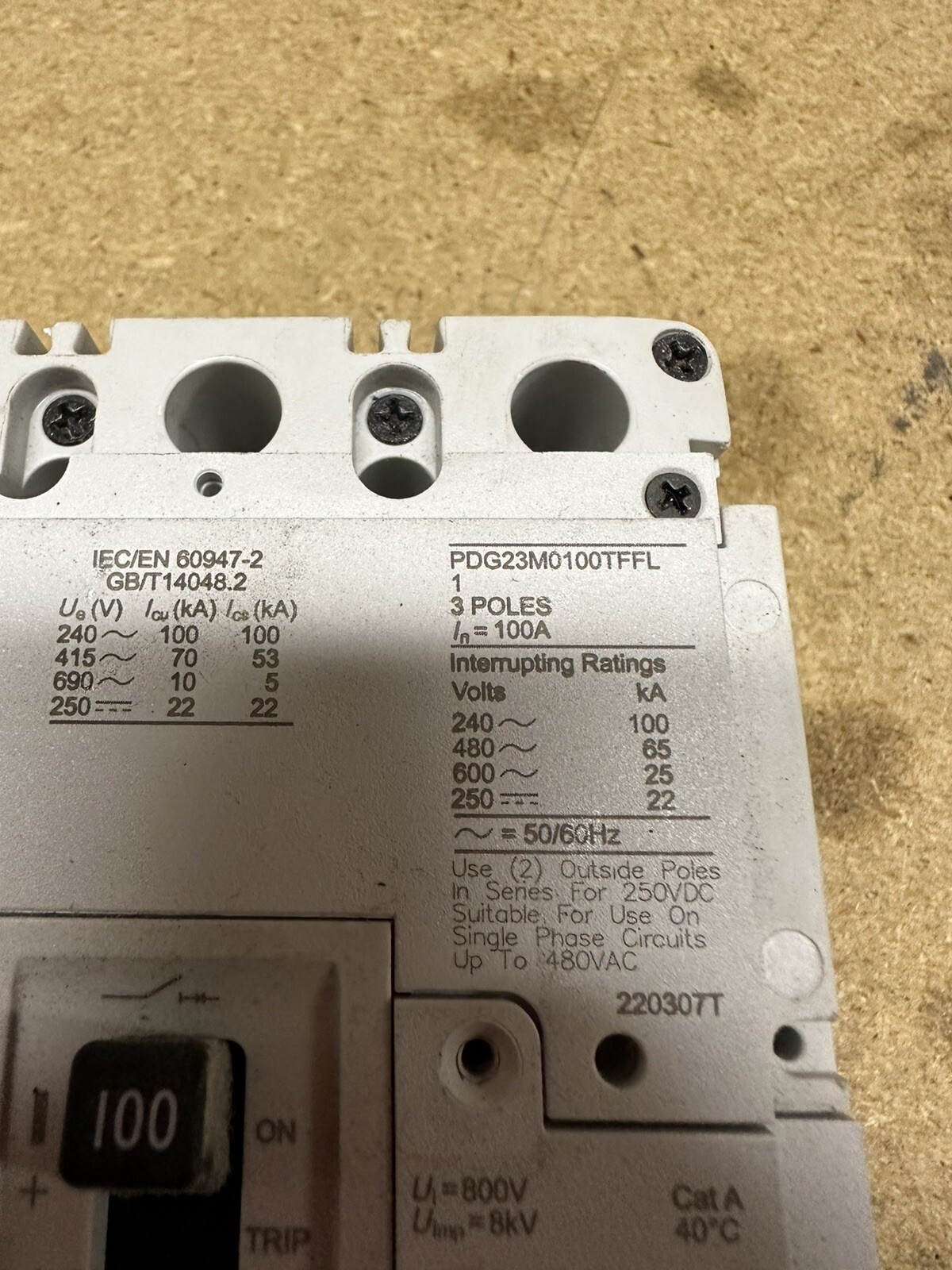 EATON Power Defense™ PDG23M0100TFFL