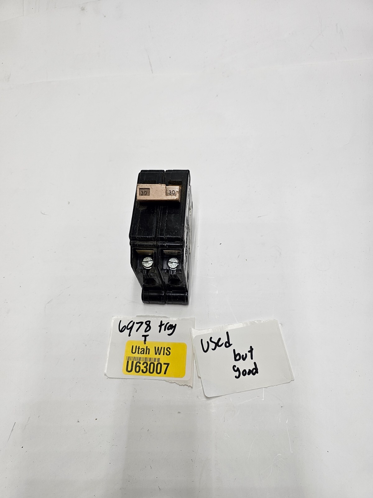 Eaton Cutler Hammer 30Amp 2 Pole Circuit Breaker CH230 METAL FOOT