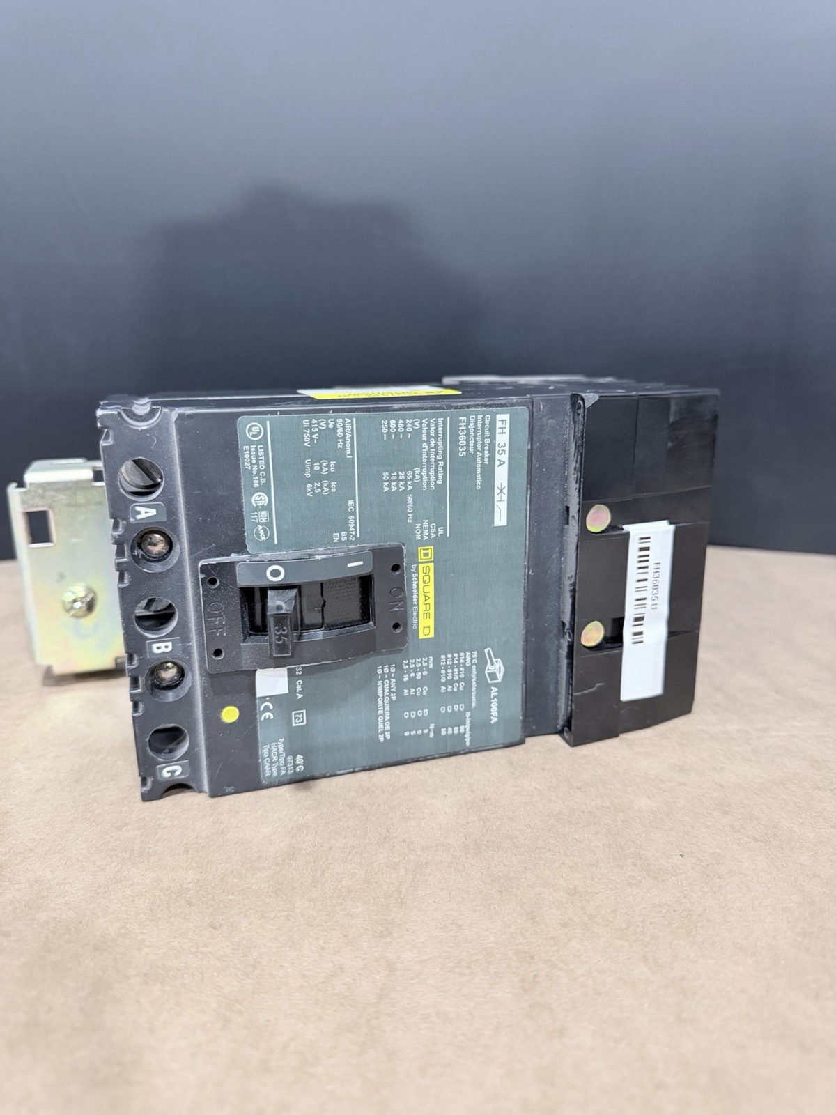 Square D FH36035 3P Circuit Breaker 35A 600V