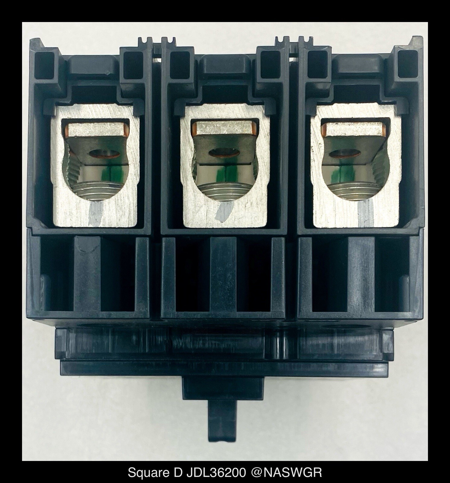 Square D JDL36200 Molded Case Circuit Breaker – 200 Amp – Unused/1Yr Warranty
